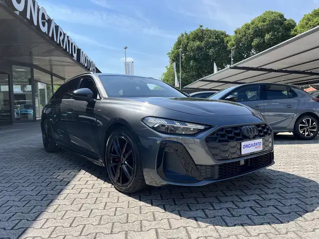 Audi A5 view 3