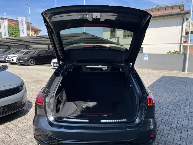 Audi A5 view 9