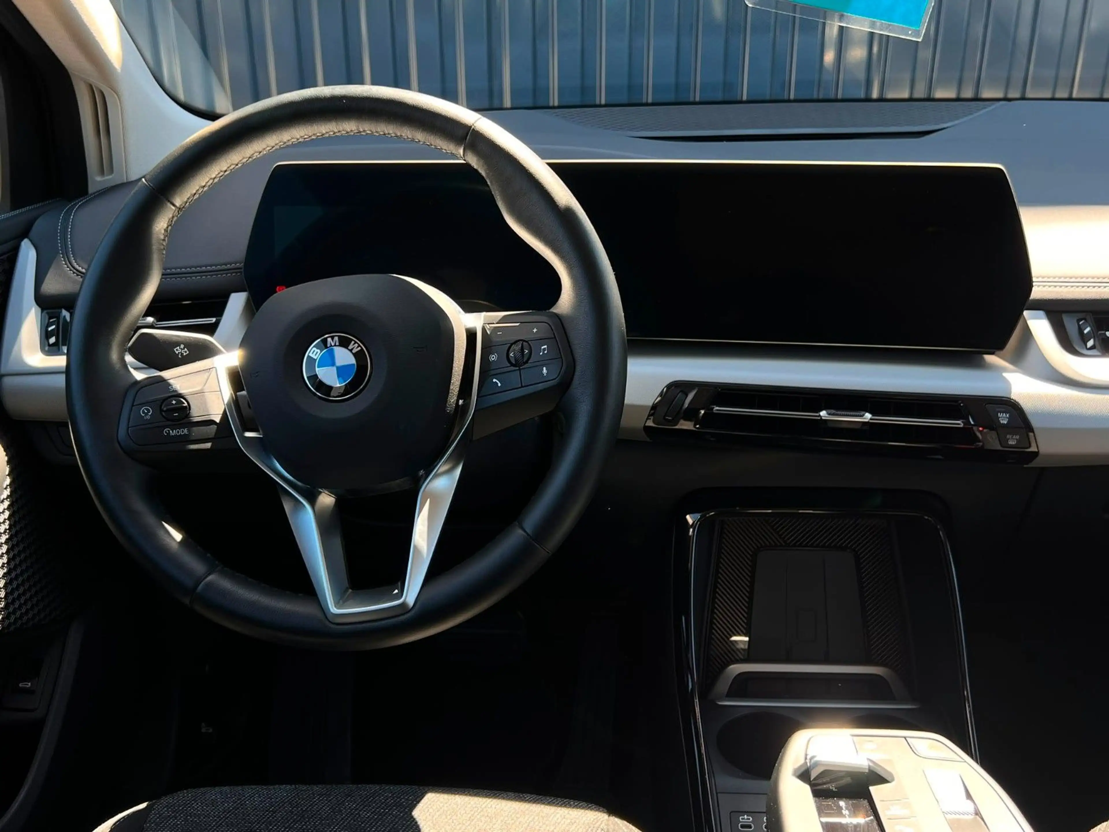 BMW 218 /Kamera/Komfortzug/AdapLED — photo 11