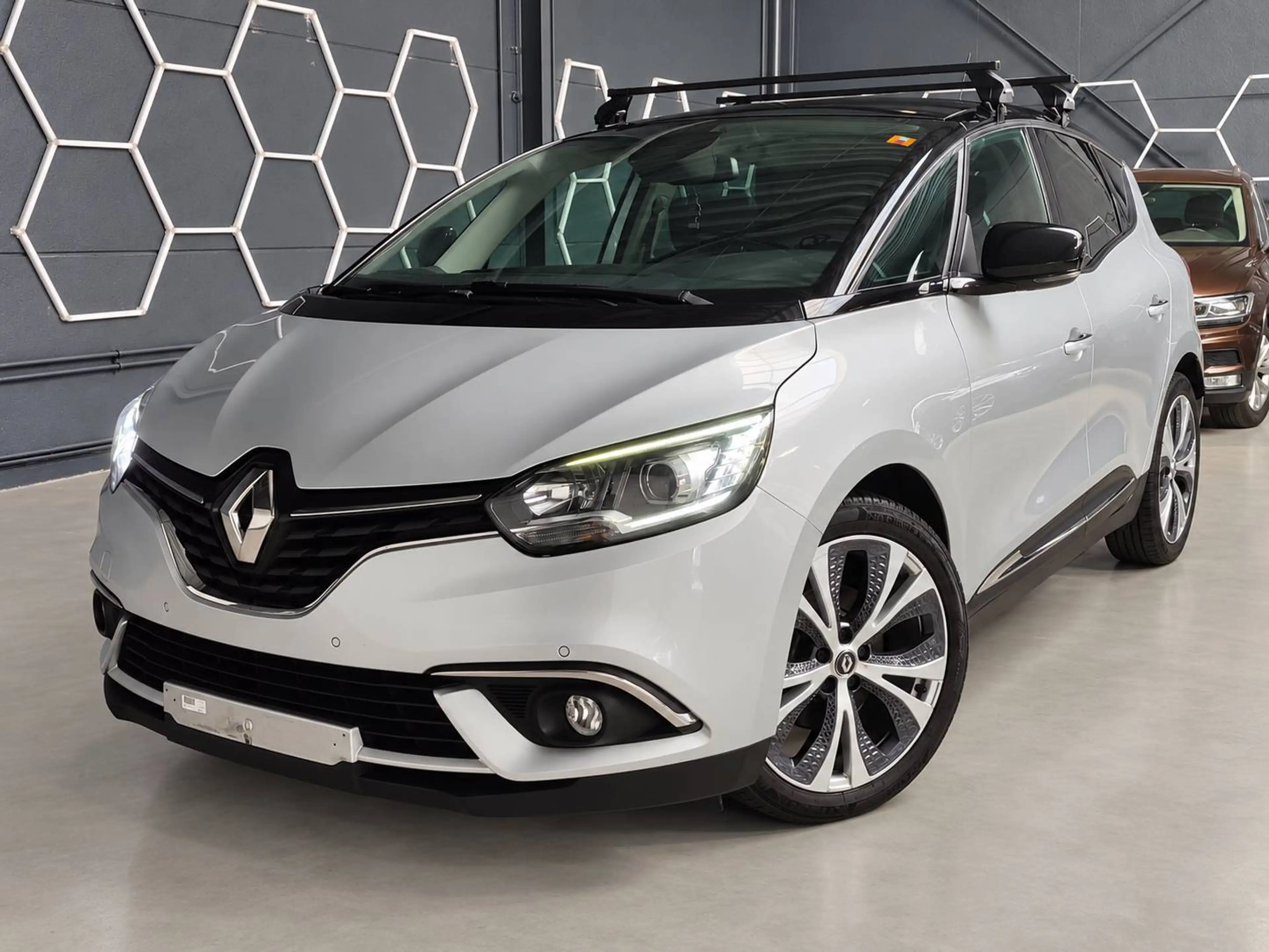 Renault Scenic Scenic 1.5 dCi Energy Intens / NAVI-CUIR-TOIT PANORAMIQUE — photo 2