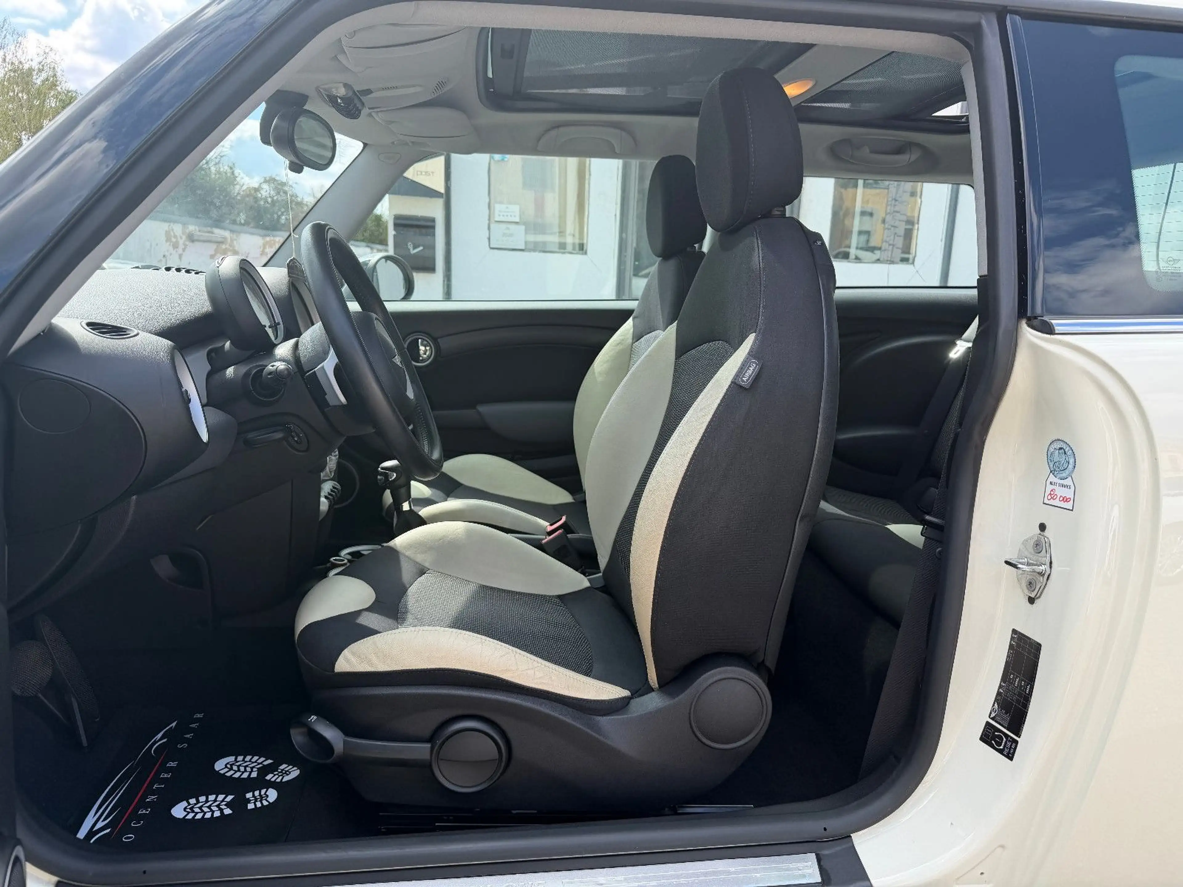 MINI One 1.4 Pepper Automatik 83TKM Klima Panorama — photo 11
