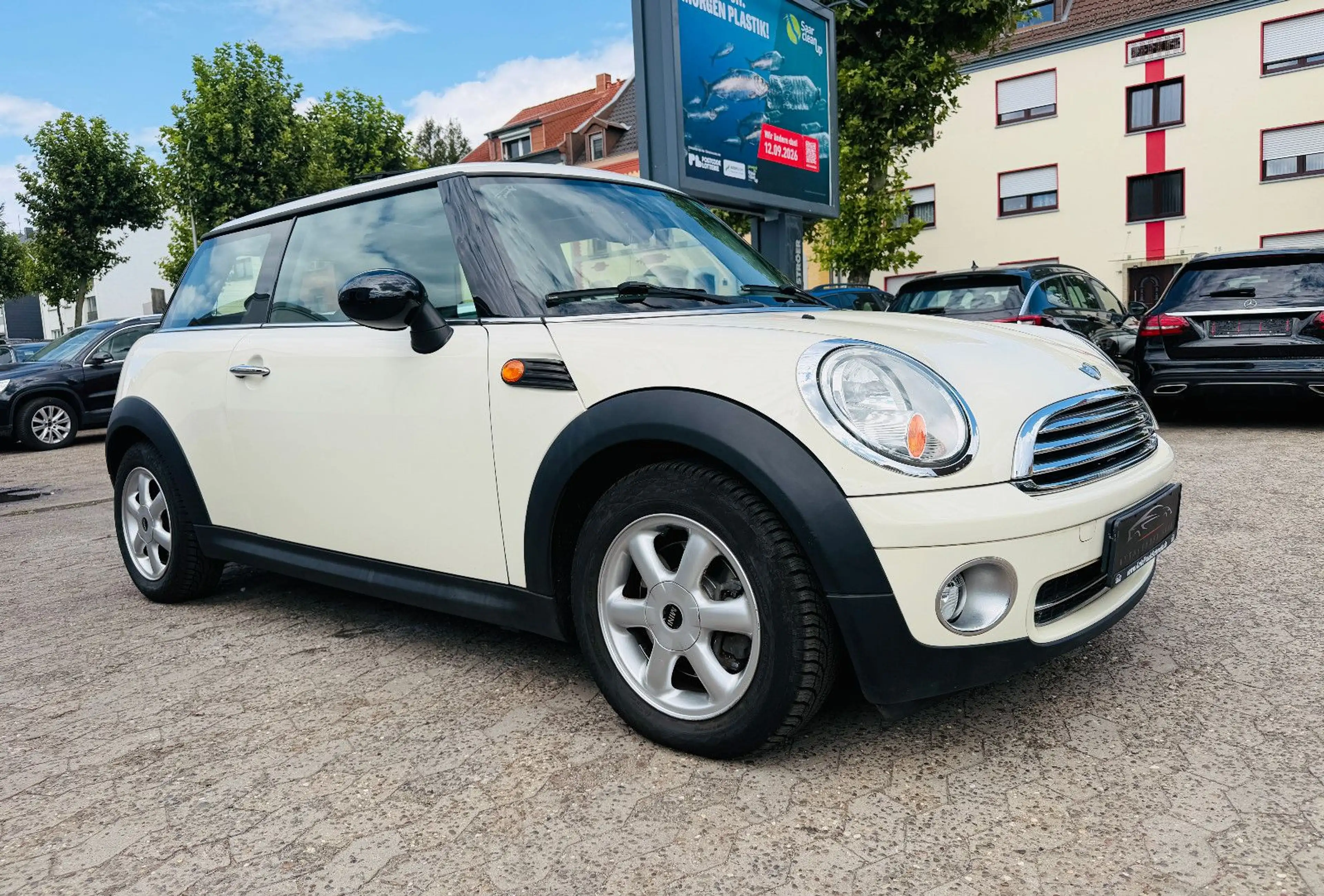 MINI One 1.4 Pepper Automatik 83TKM Klima Panorama