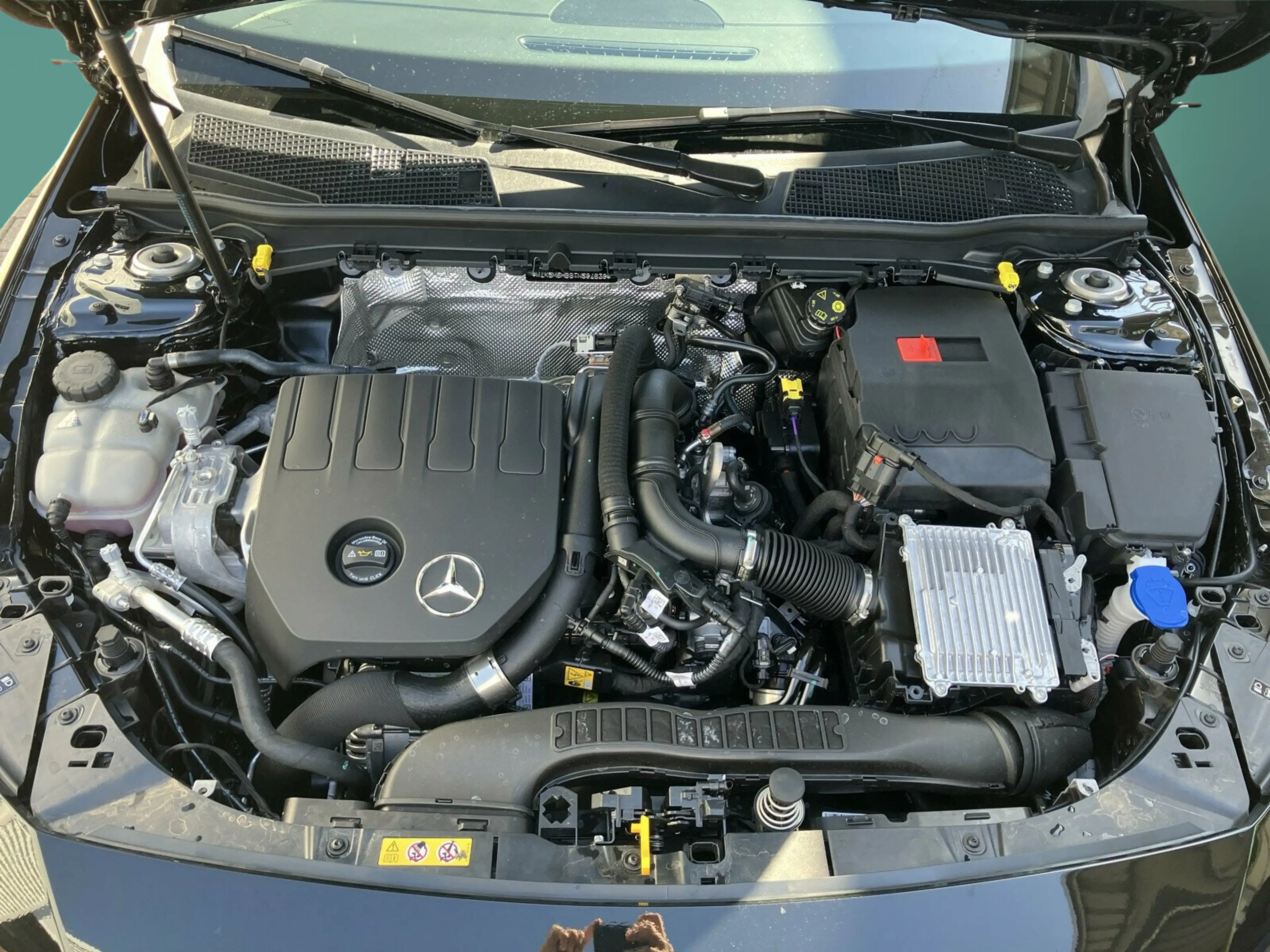 Mercedes-Benz CLA 200 CLA 200 SB AMG+PANO+DISTR+KAMERA+AHK+SOUND+NIGHT — photo 14