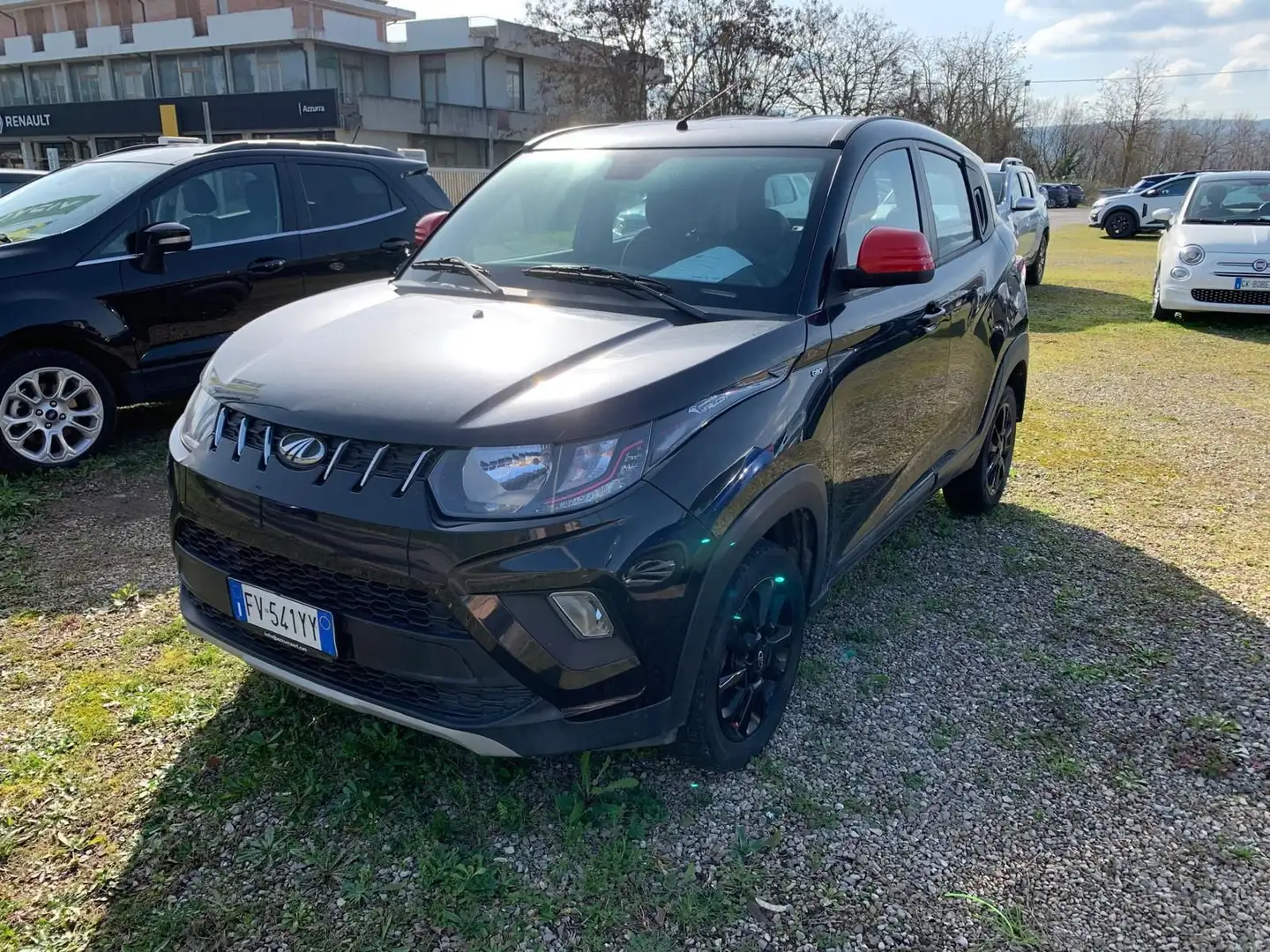 Mahindra KUV100 1.2 VVT M-Bifuel(GPL) K6+ Чорний - 1