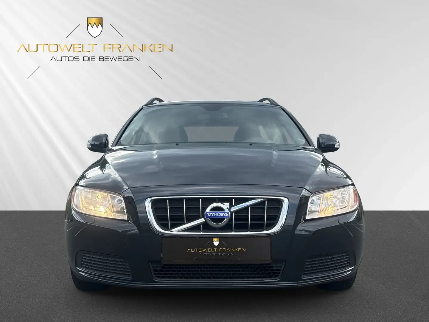 Volvo V70 1.6 D DRIVe *SCHECKHEFT BEI VOLVO*TEMPO*SHZ* Gris - 2