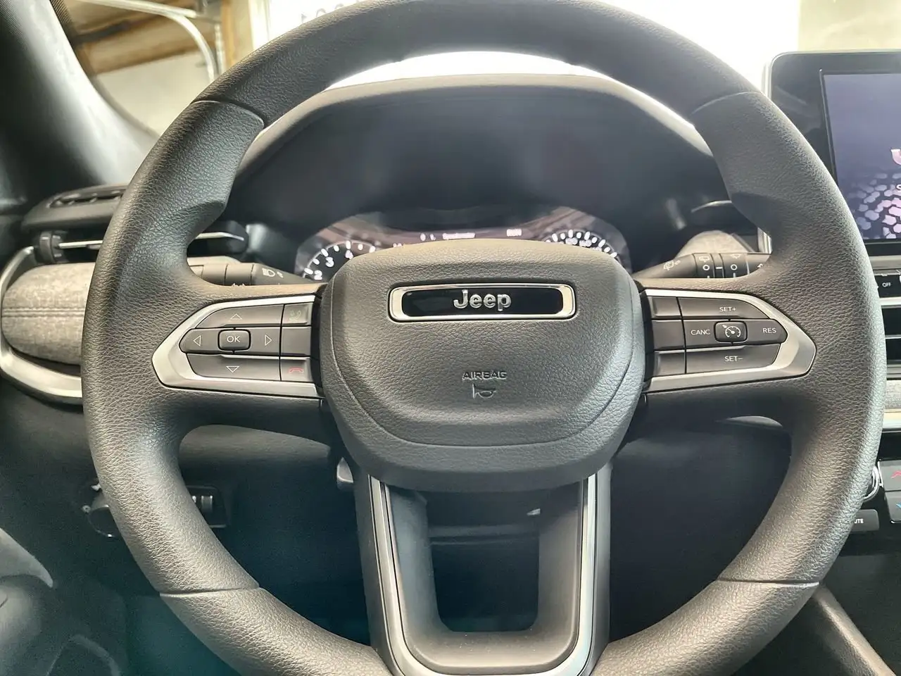Jeep Compass снимка Jeep Compass