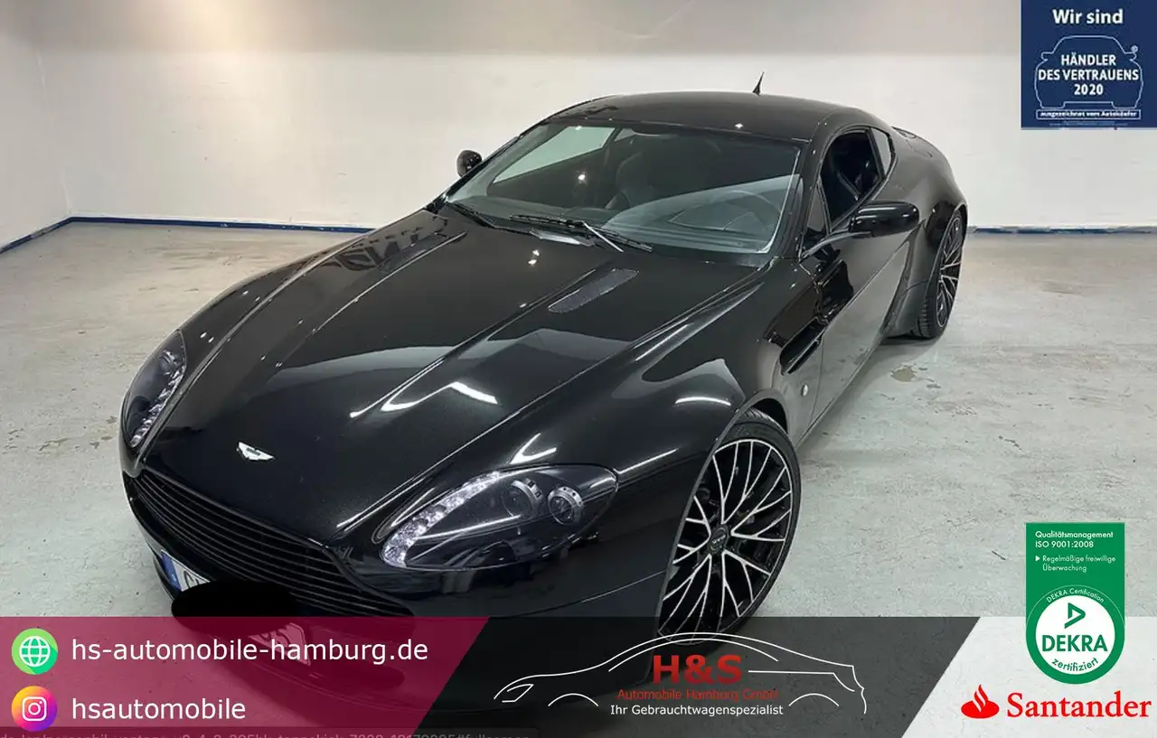 Aston Martin V8