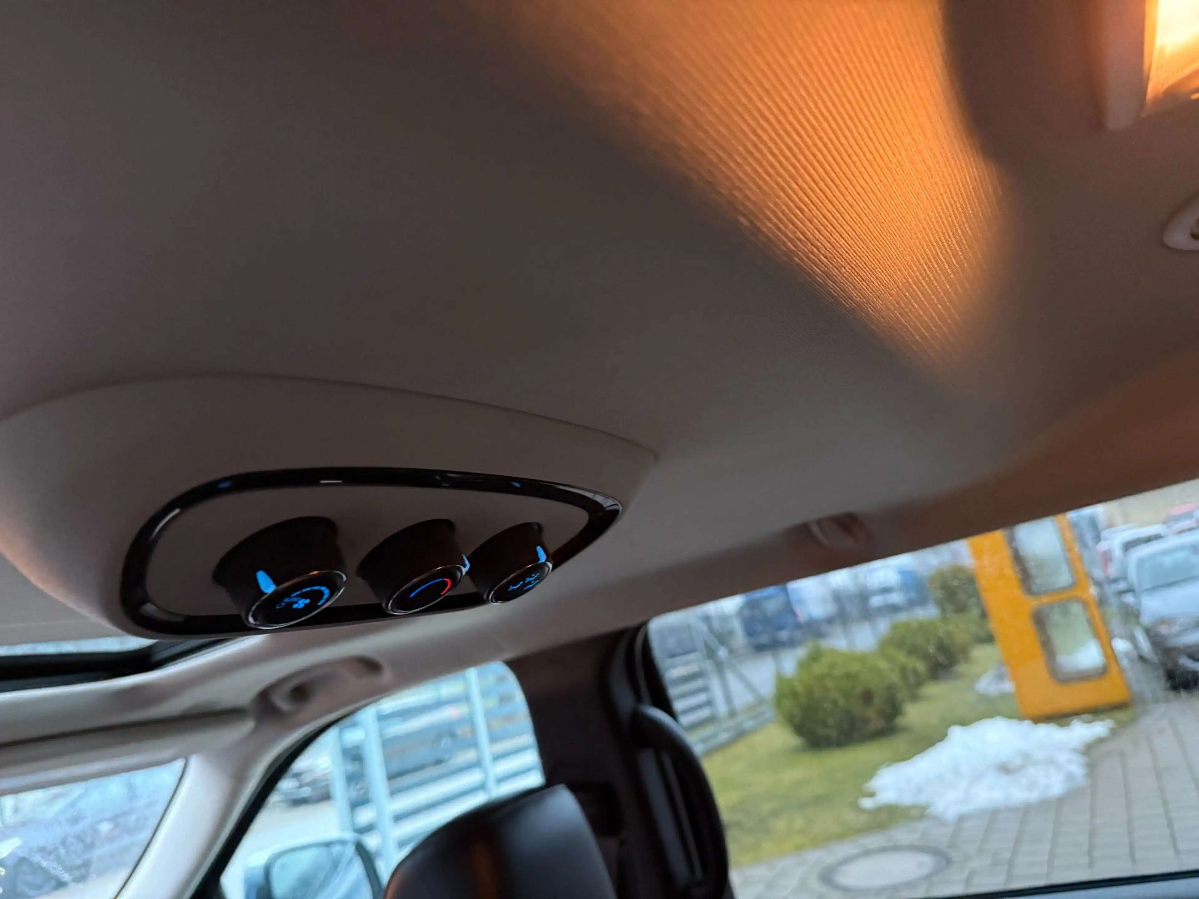 Dodge Durango Citadel 4x4 Navi 6-sitze — photo 11