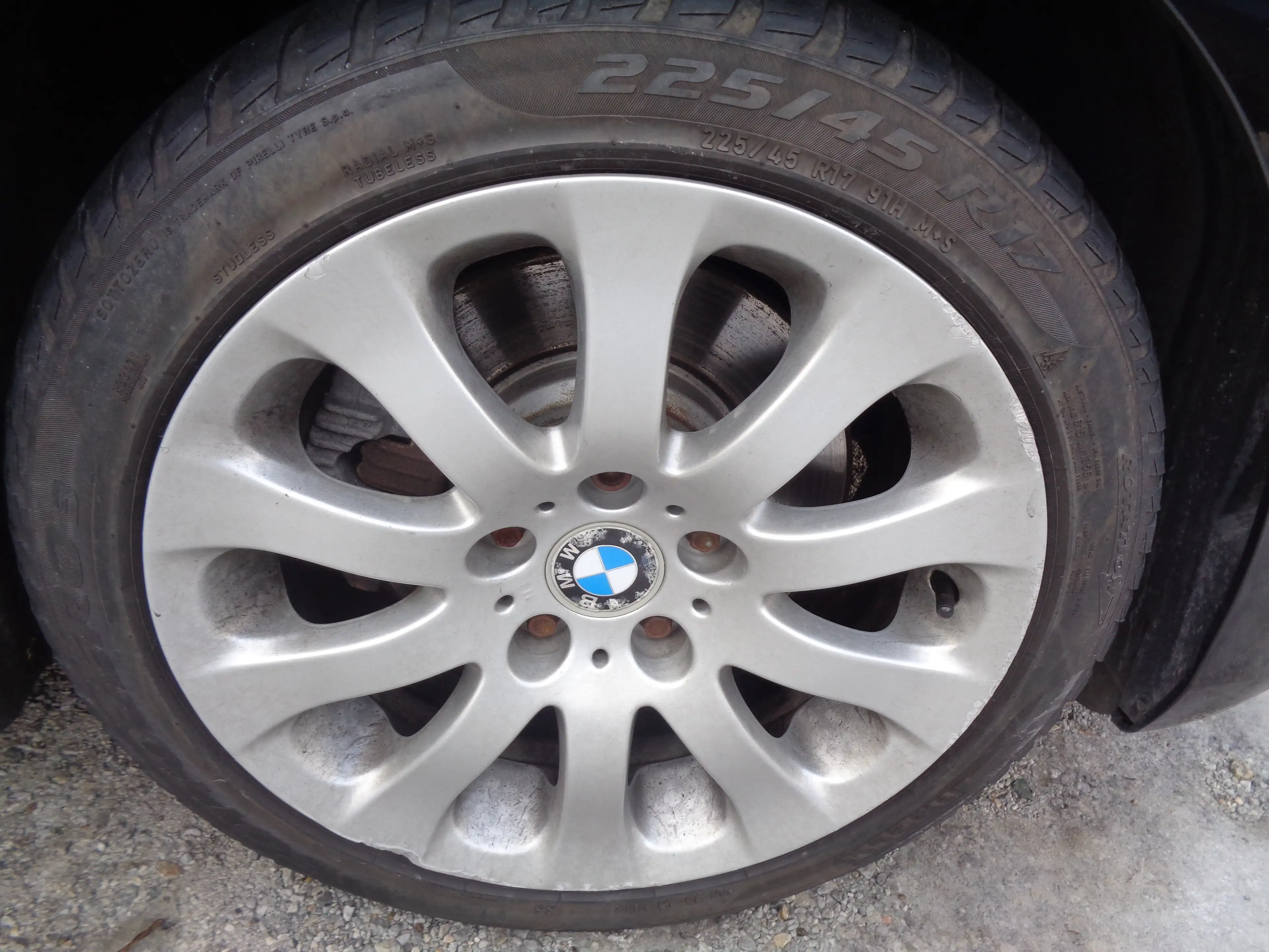 BMW 325 325xi Coupé ALLRAD — photo 12