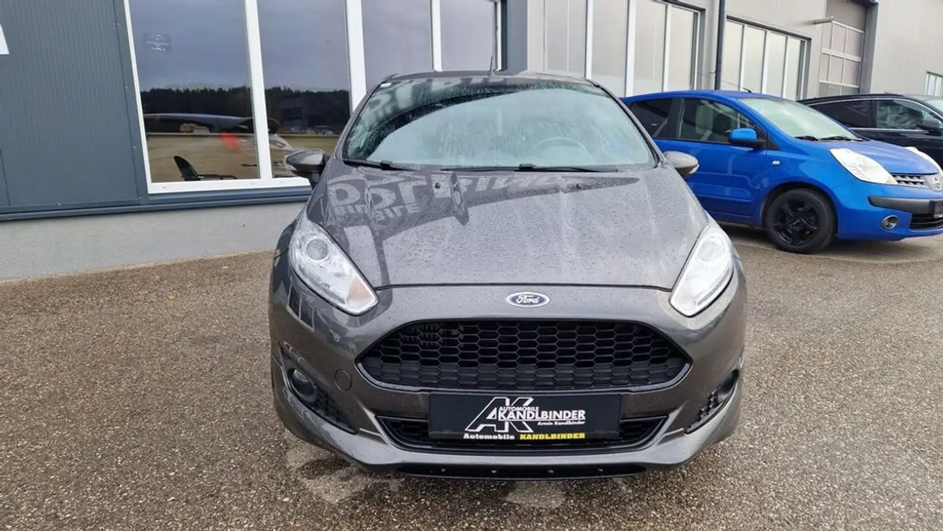 Ford Fiesta ST-Line Grau - 2
