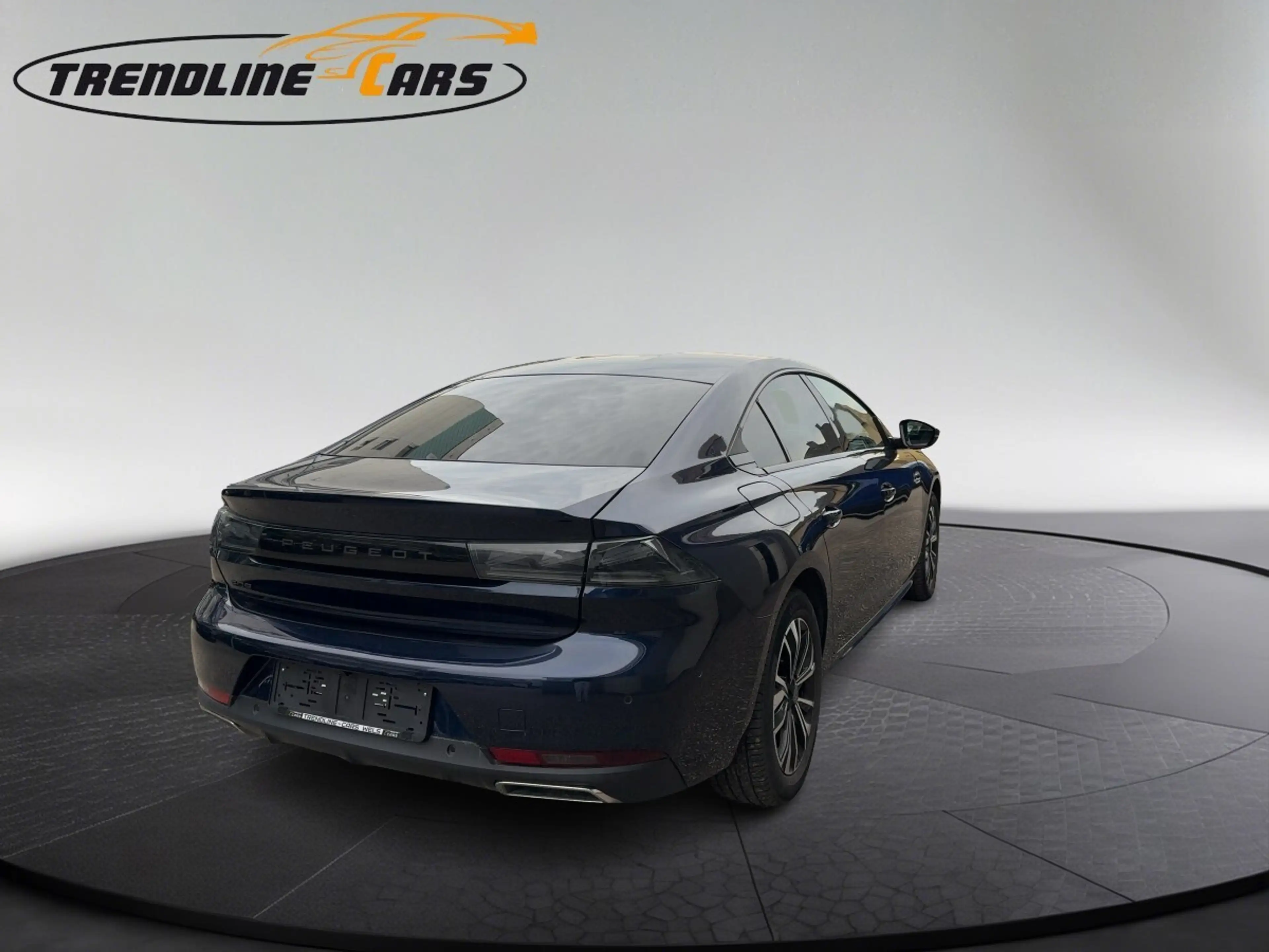 Peugeot 508 PureTech 130 EAT8 Allure Pack Aut. — photo 7