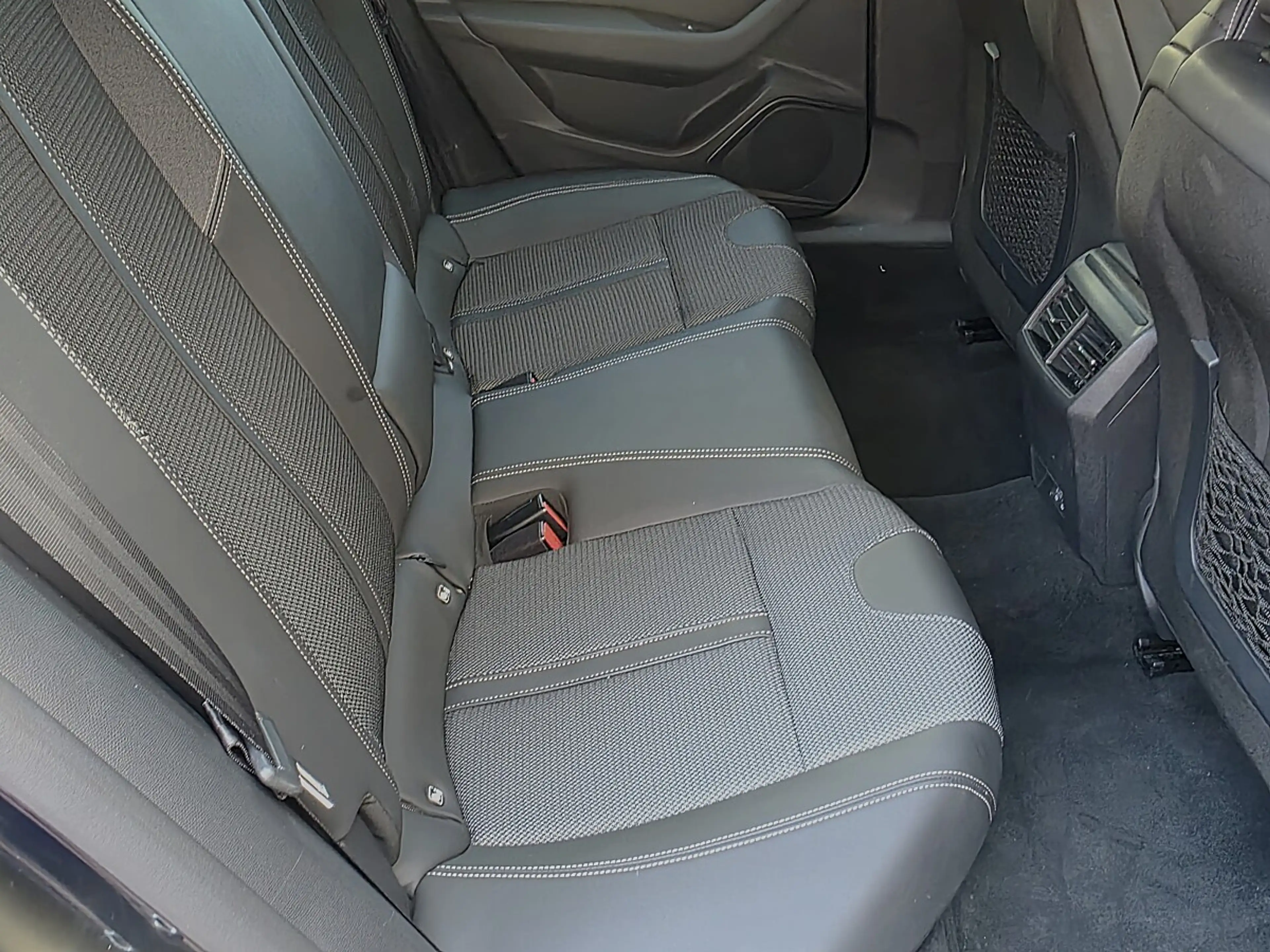 Peugeot 508 PureTech 130 EAT8 Allure Pack Aut. — photo 13
