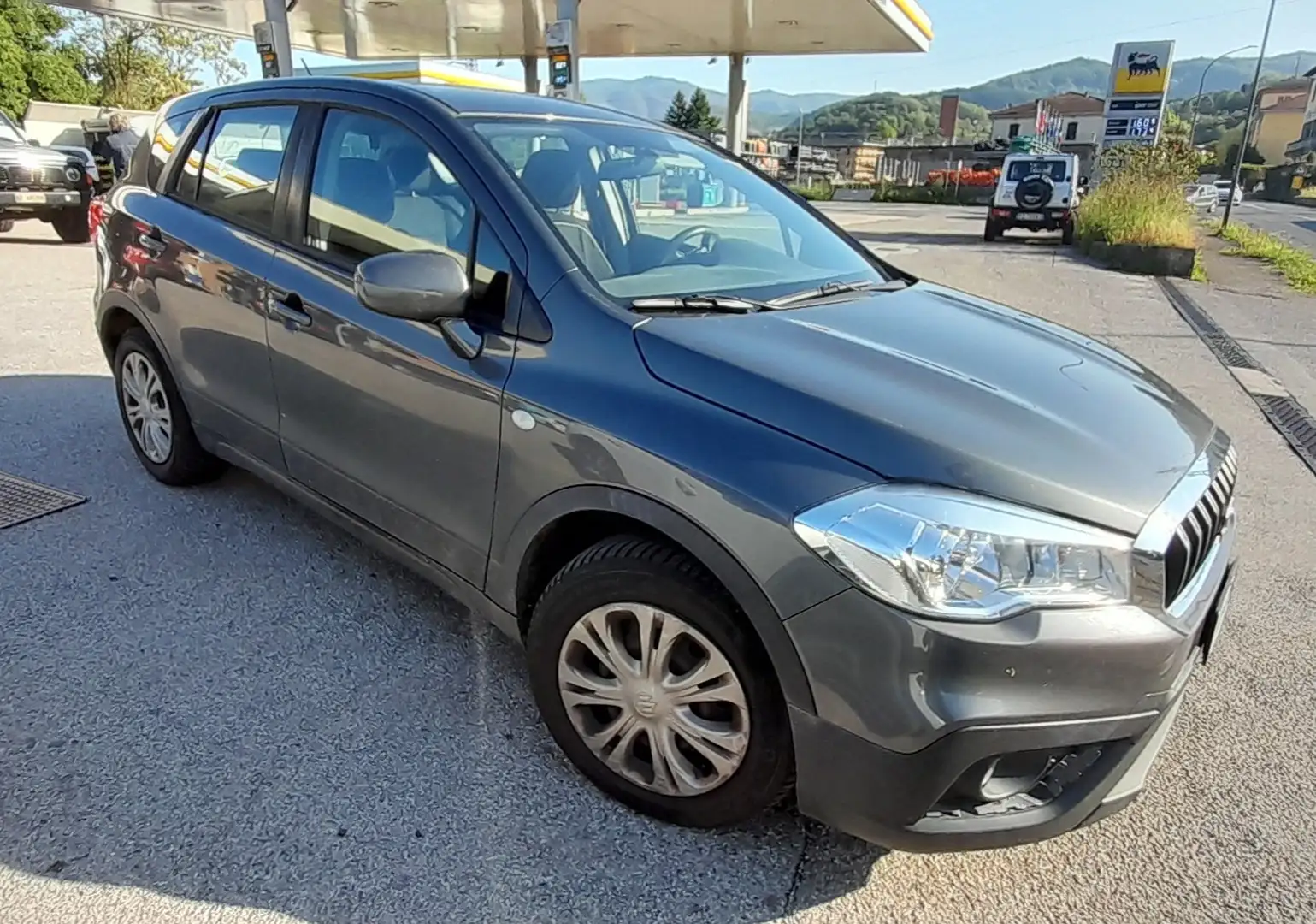 Suzuki SX4 S-Cross S-Cross I 2017 1.0 boosterjet Easy s Šedá - 1