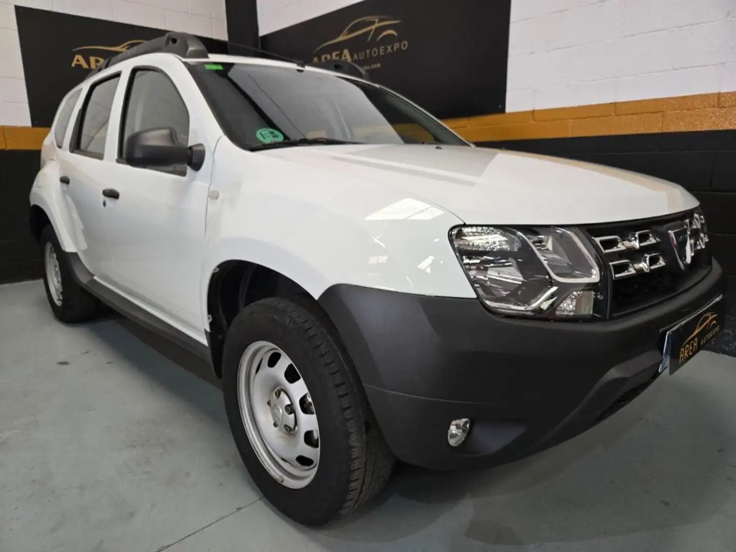 Dacia Duster 1.2 TCE Ambiance 4x4 125 Blanc - 2