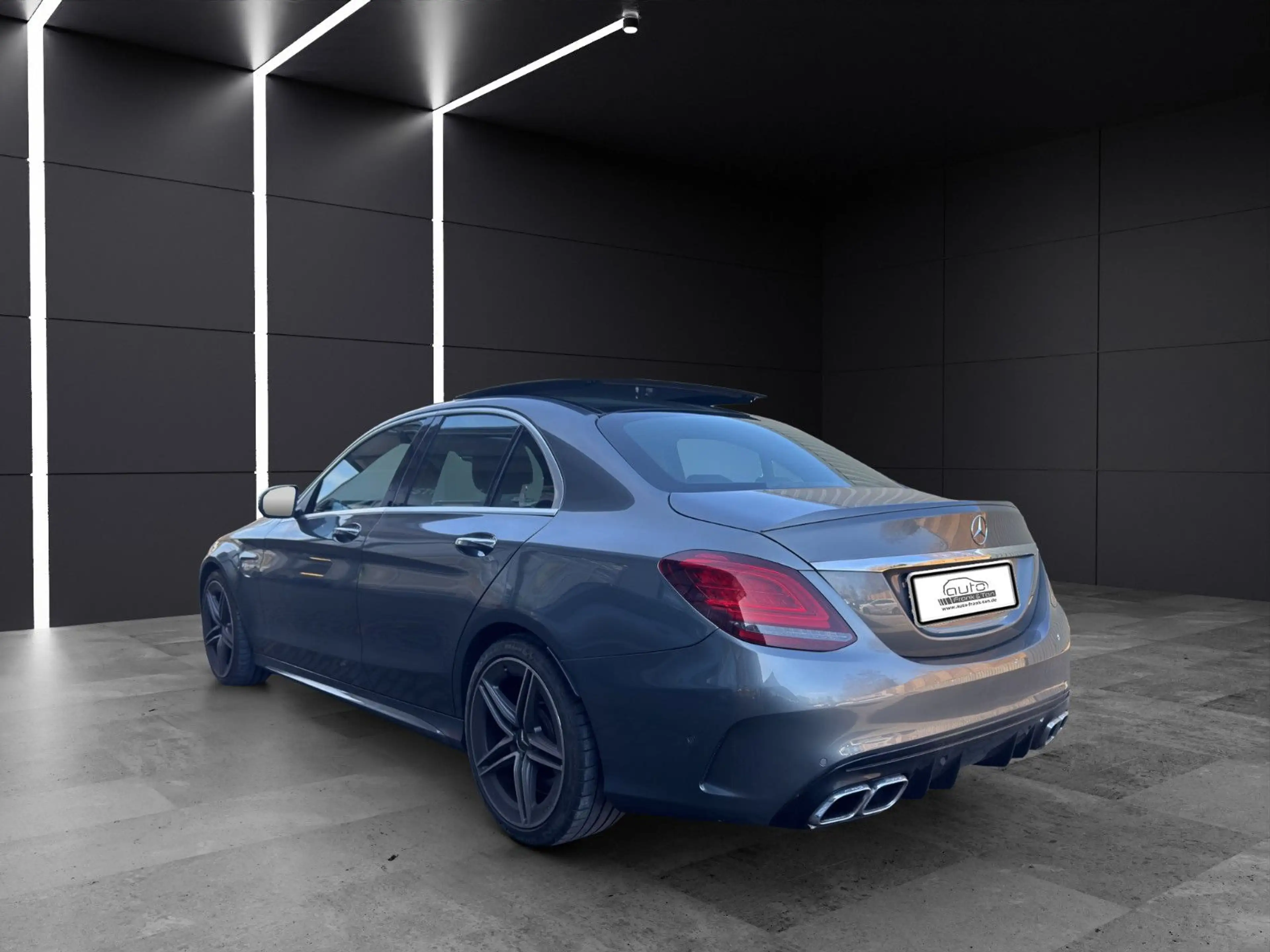 Mercedes-Benz C 63 AMG *Pano*Rkü*Dab*Memory*12% reduziert — photo 4