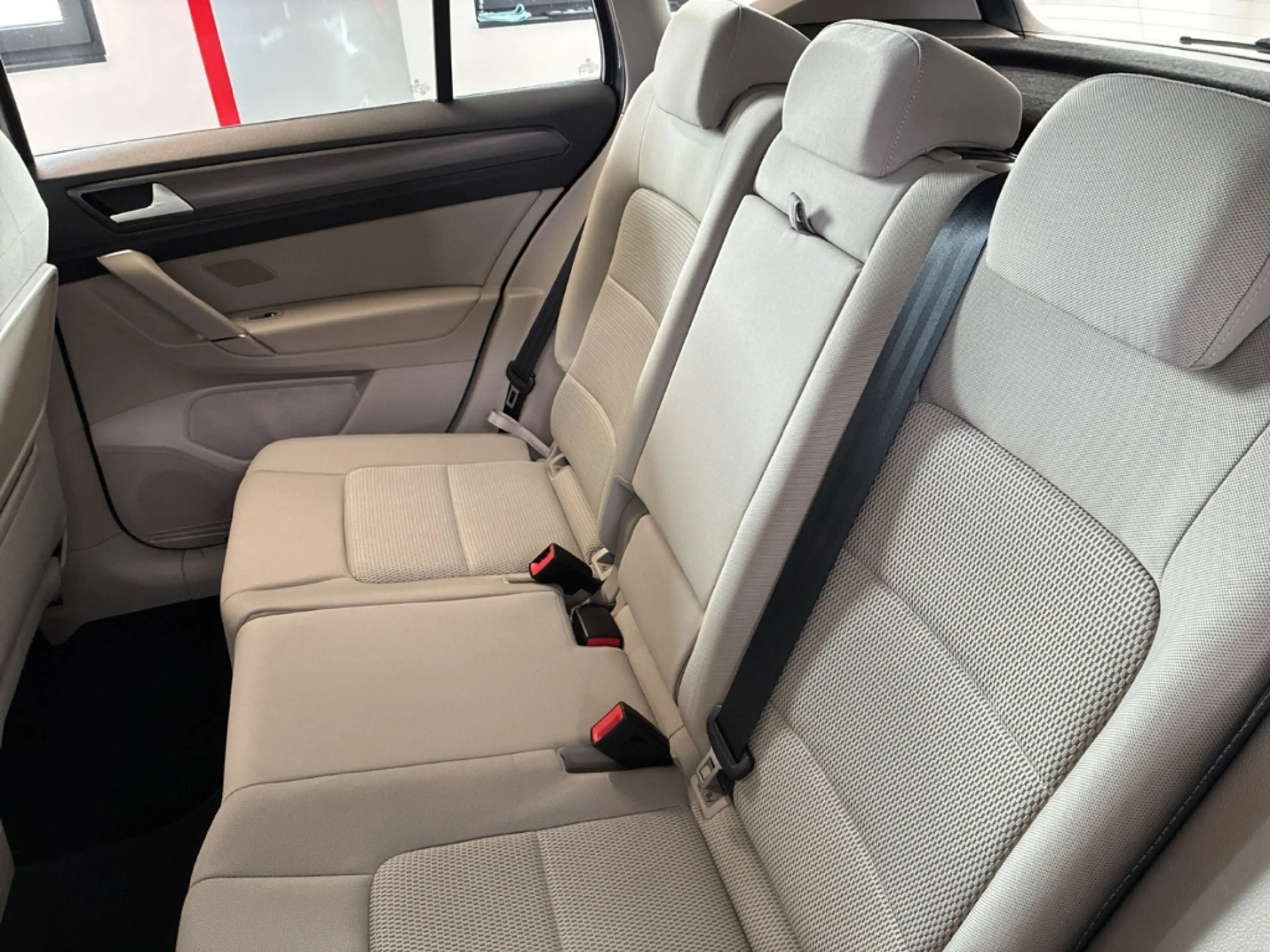 Volkswagen Golf Sportsvan VII 1.0 TSI Comfortline PDC Klima — photo 11