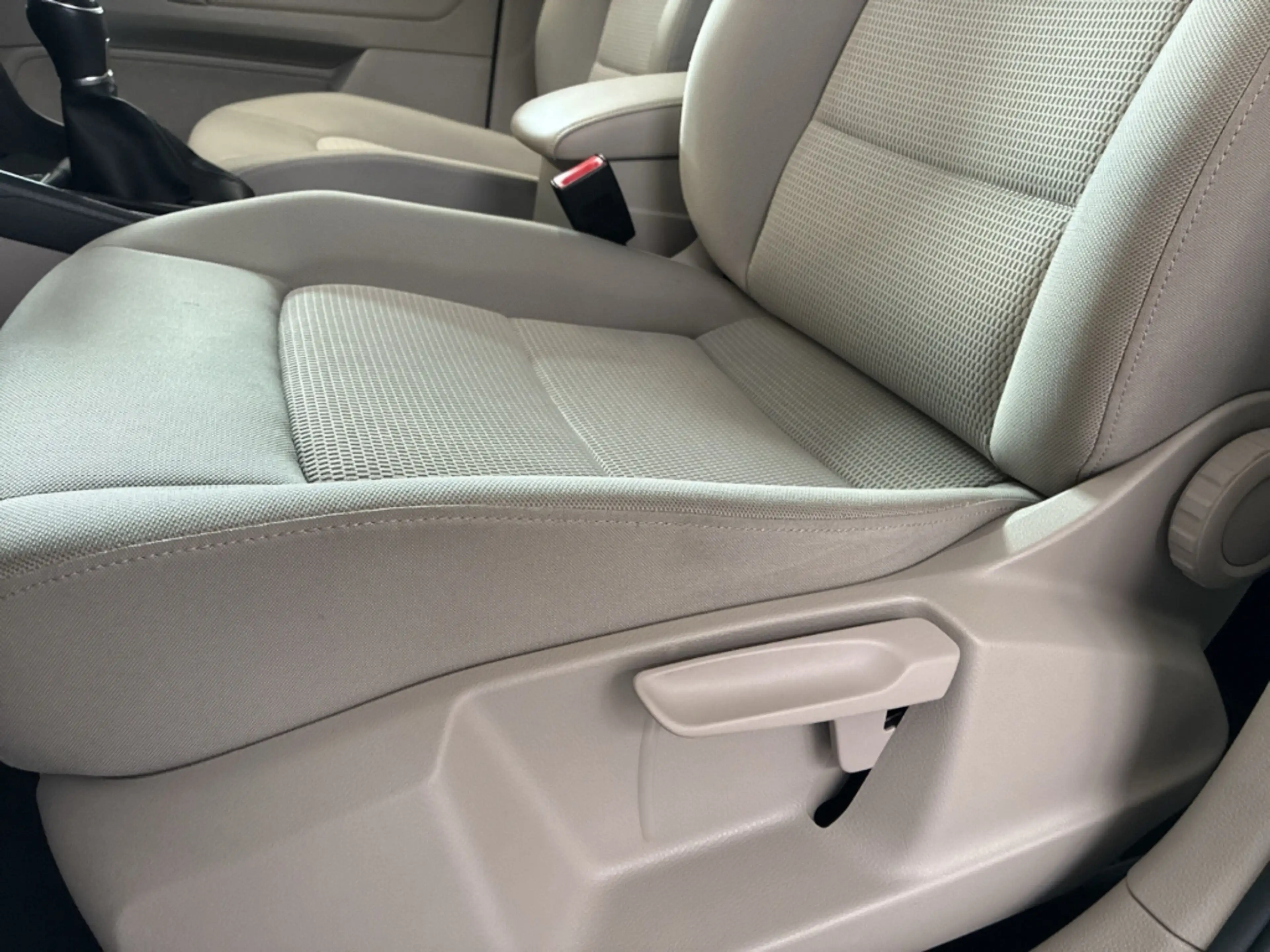 Volkswagen Golf Sportsvan VII 1.0 TSI Comfortline PDC Klima — photo 9