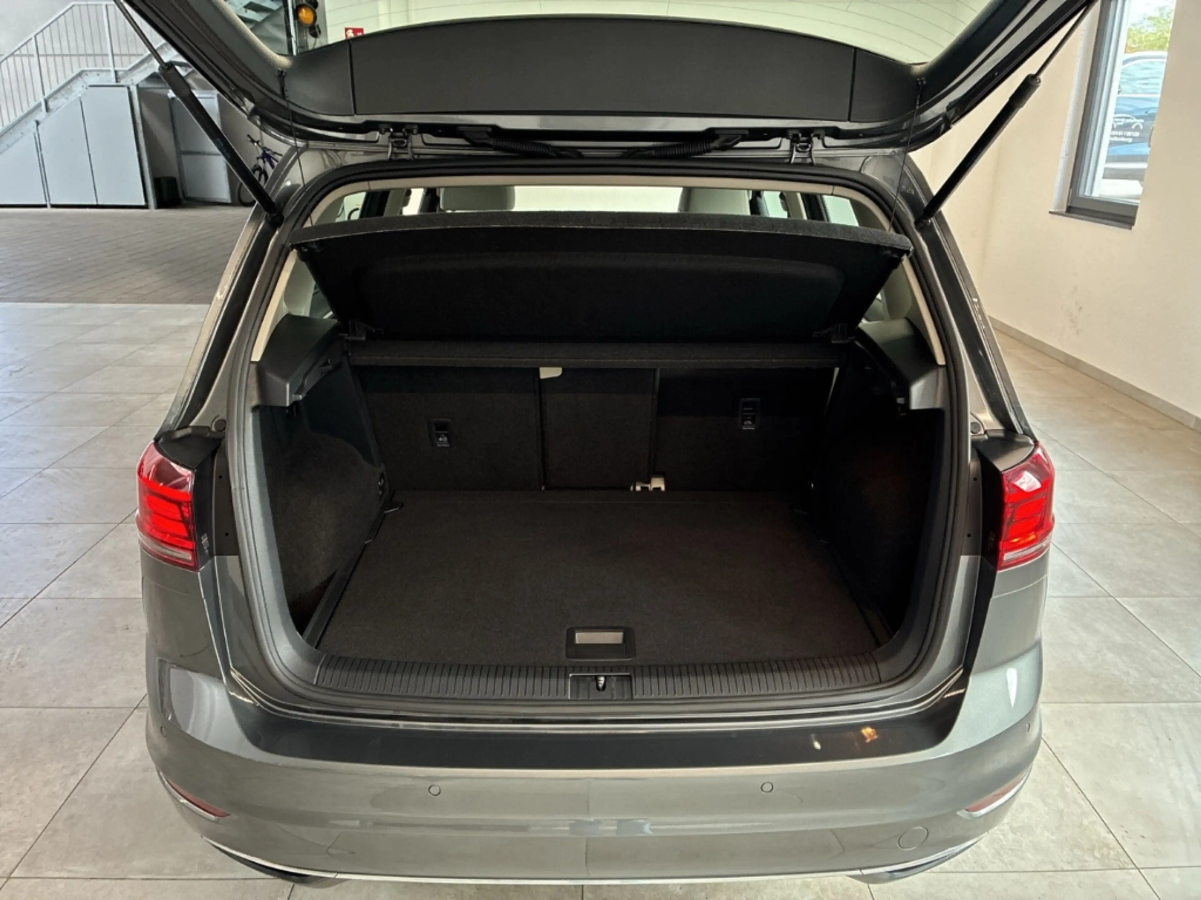Volkswagen Golf Sportsvan VII 1.0 TSI Comfortline PDC Klima — photo 6