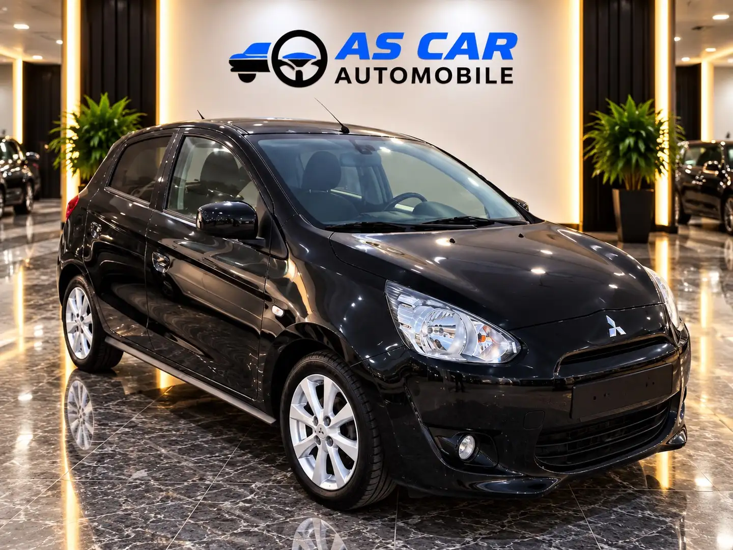 Mitsubishi Space Star Shine 1,2MIVEC Intense C Schwarz - 2