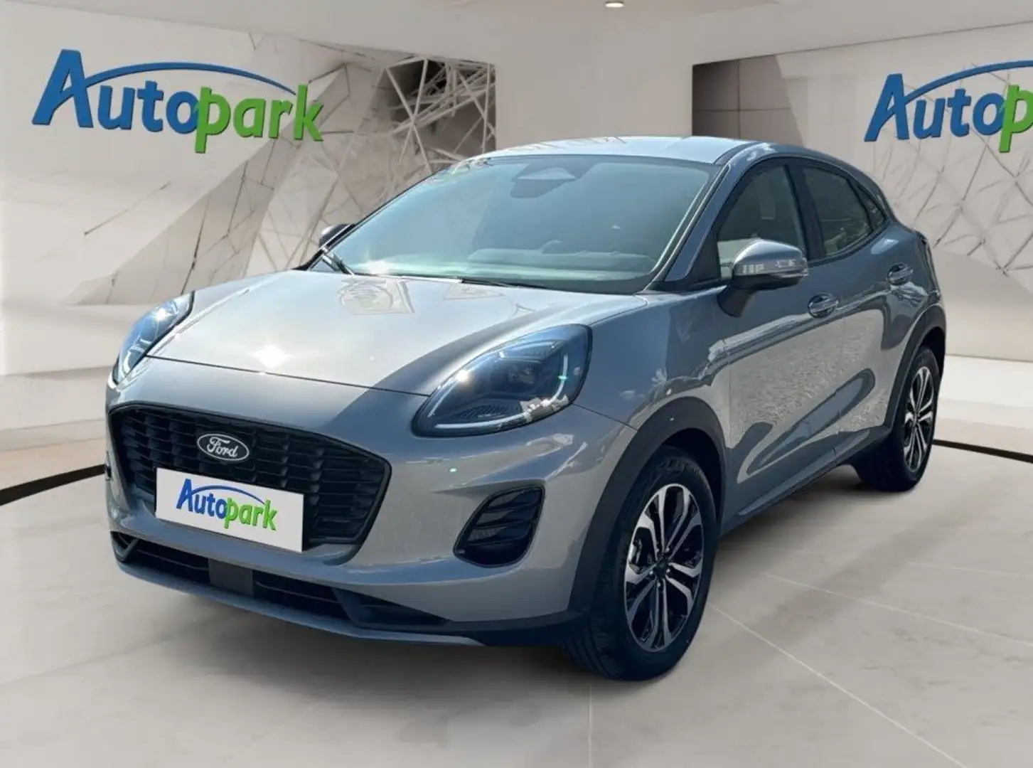 Ford Puma Titanium Grau - 1