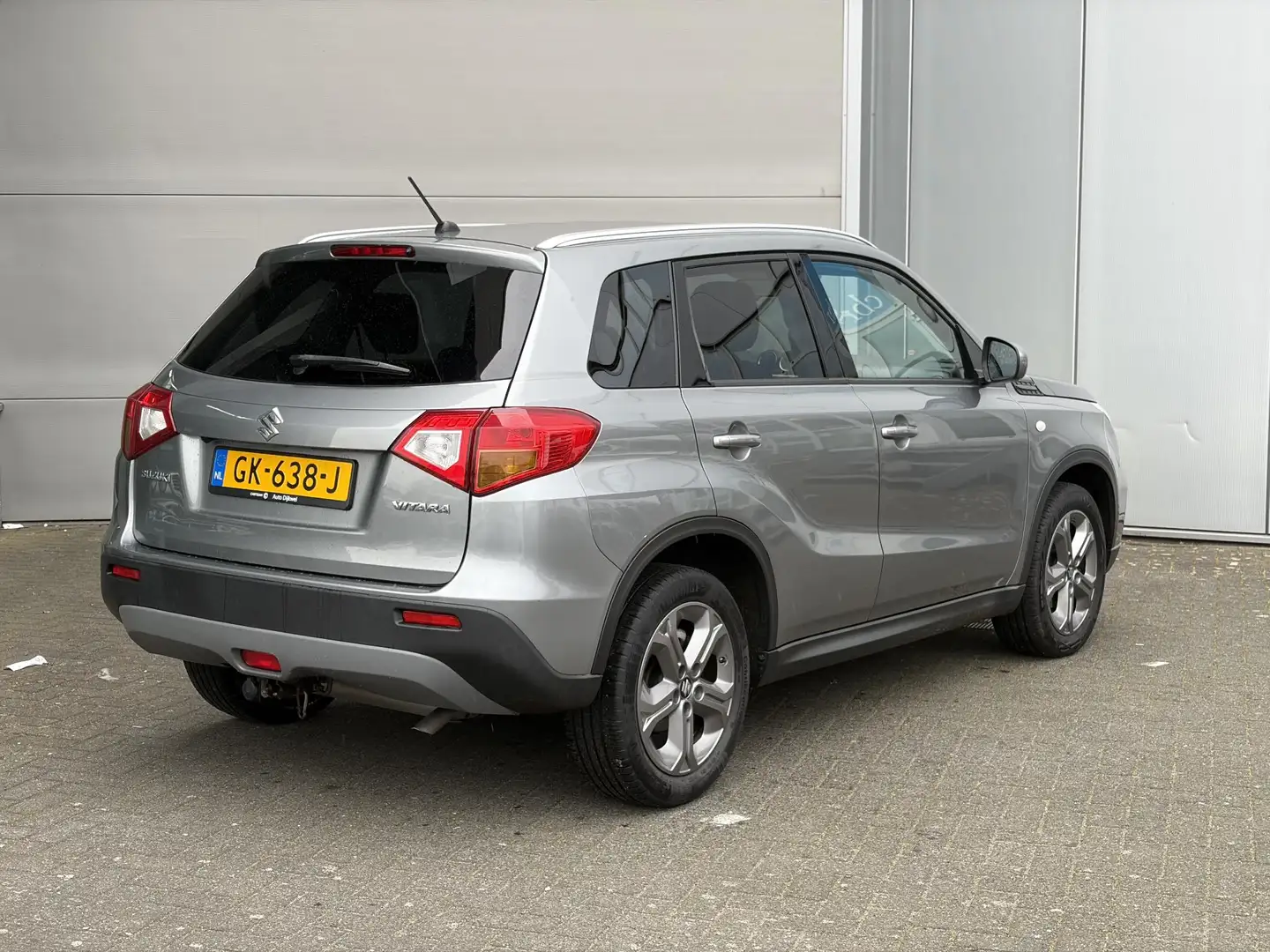 Suzuki Vitara 1.6 Exclusive | Trekhaak Grau - 2