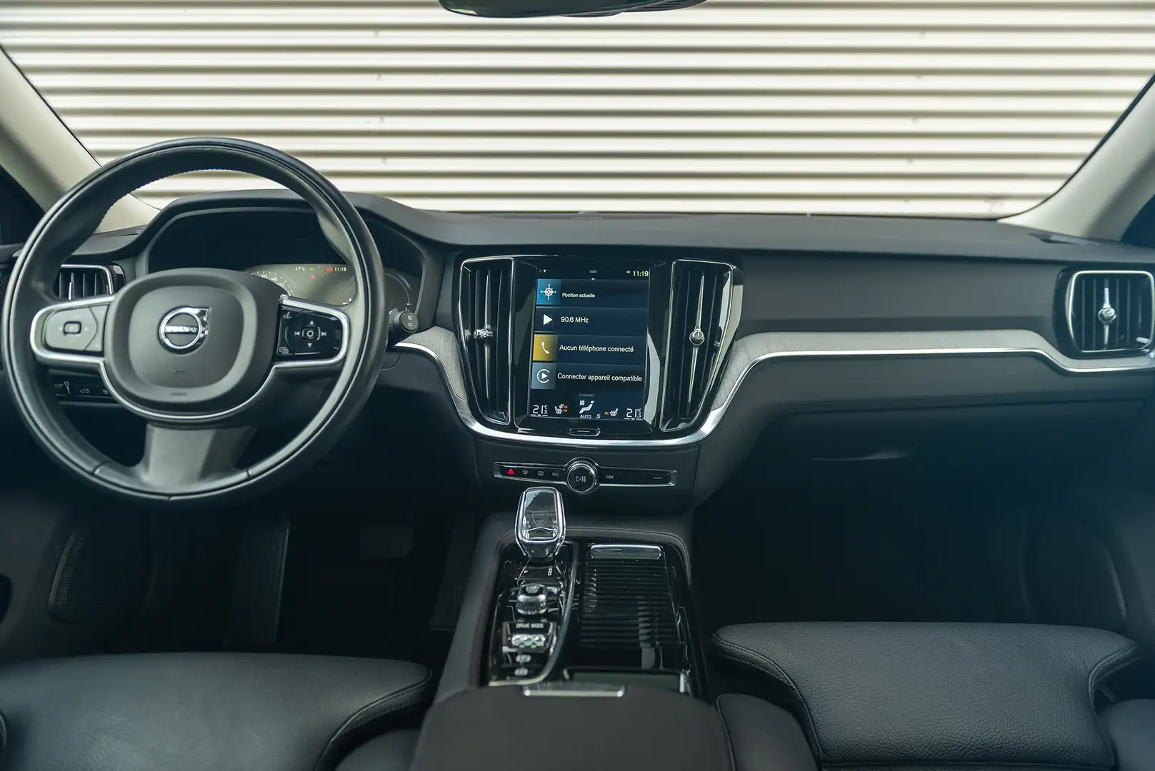 Volvo V60 T6 Aut. Plug-In Hybrid Inscription Luxe ACC 360Cam Zwart - 2