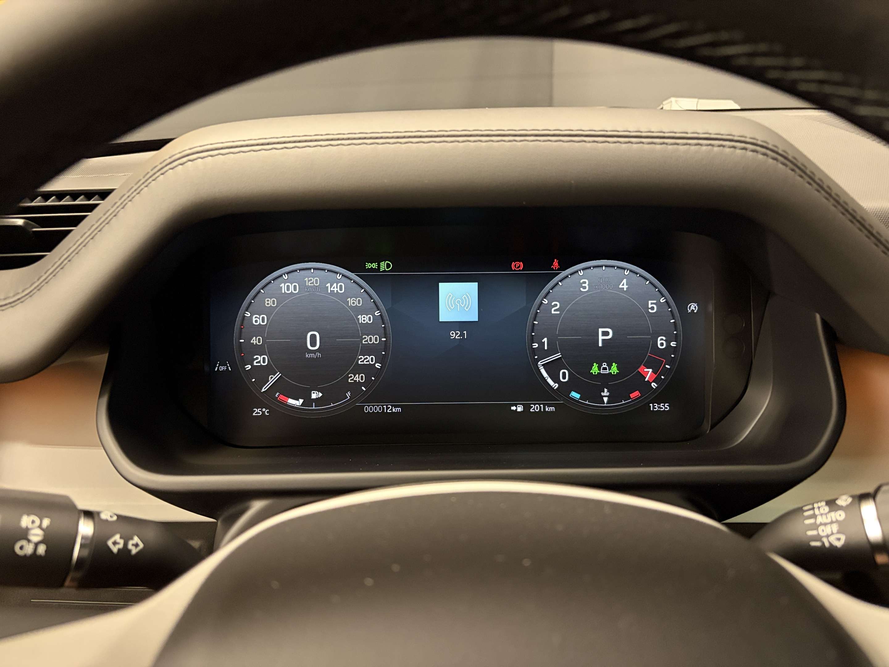 2026 Land Rover Defender X-Dynamic SE thumb 17