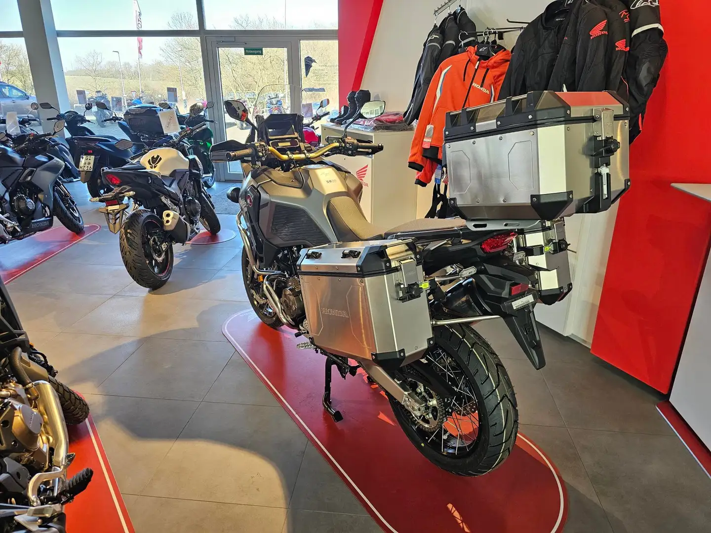 Honda CRF 1100 Africa Twin Adventure Sports DCT ES Grau - 2