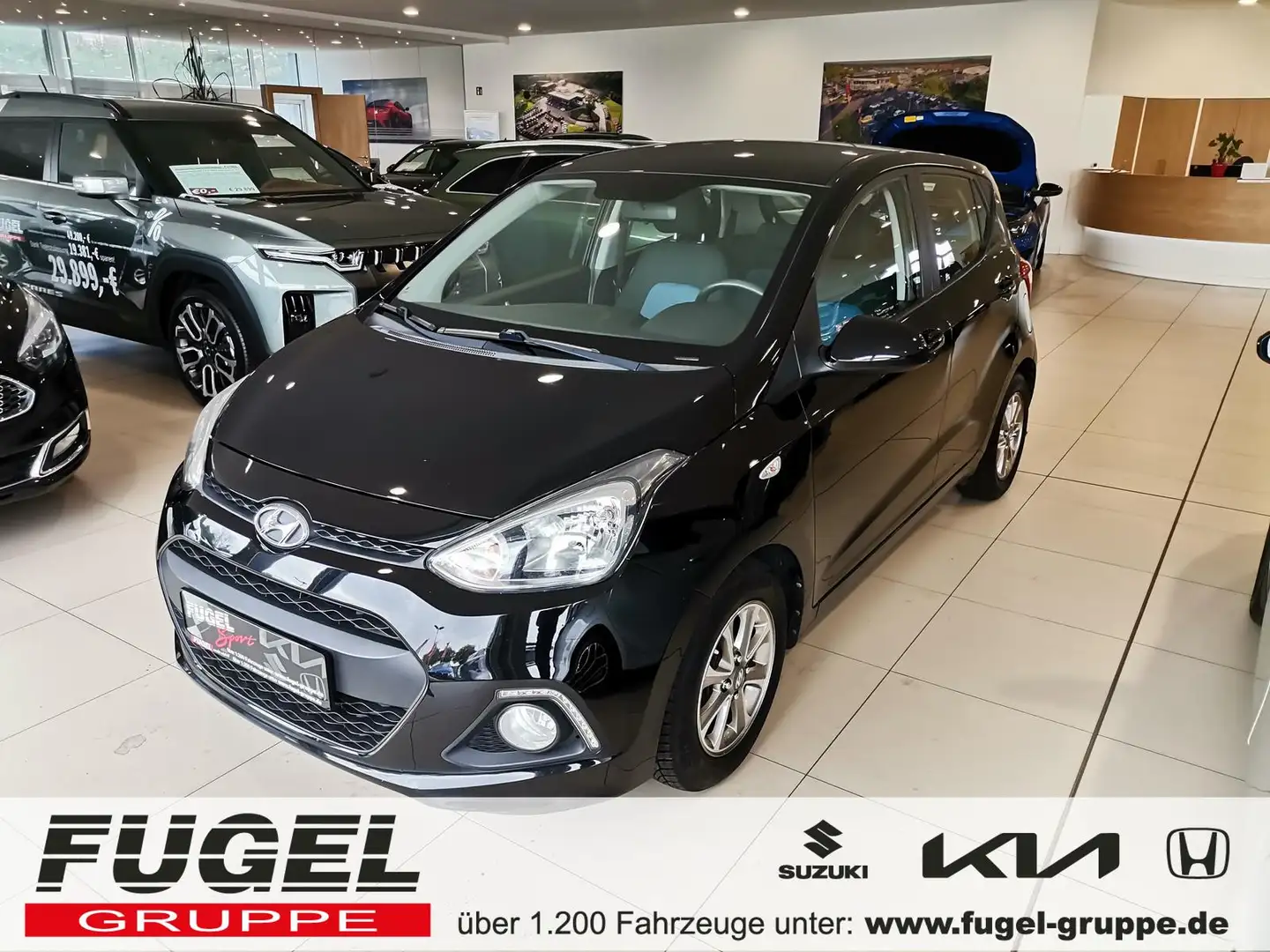 Hyundai i10 1.2 YES! SHZ|Temp.|Klima Zwart - 1