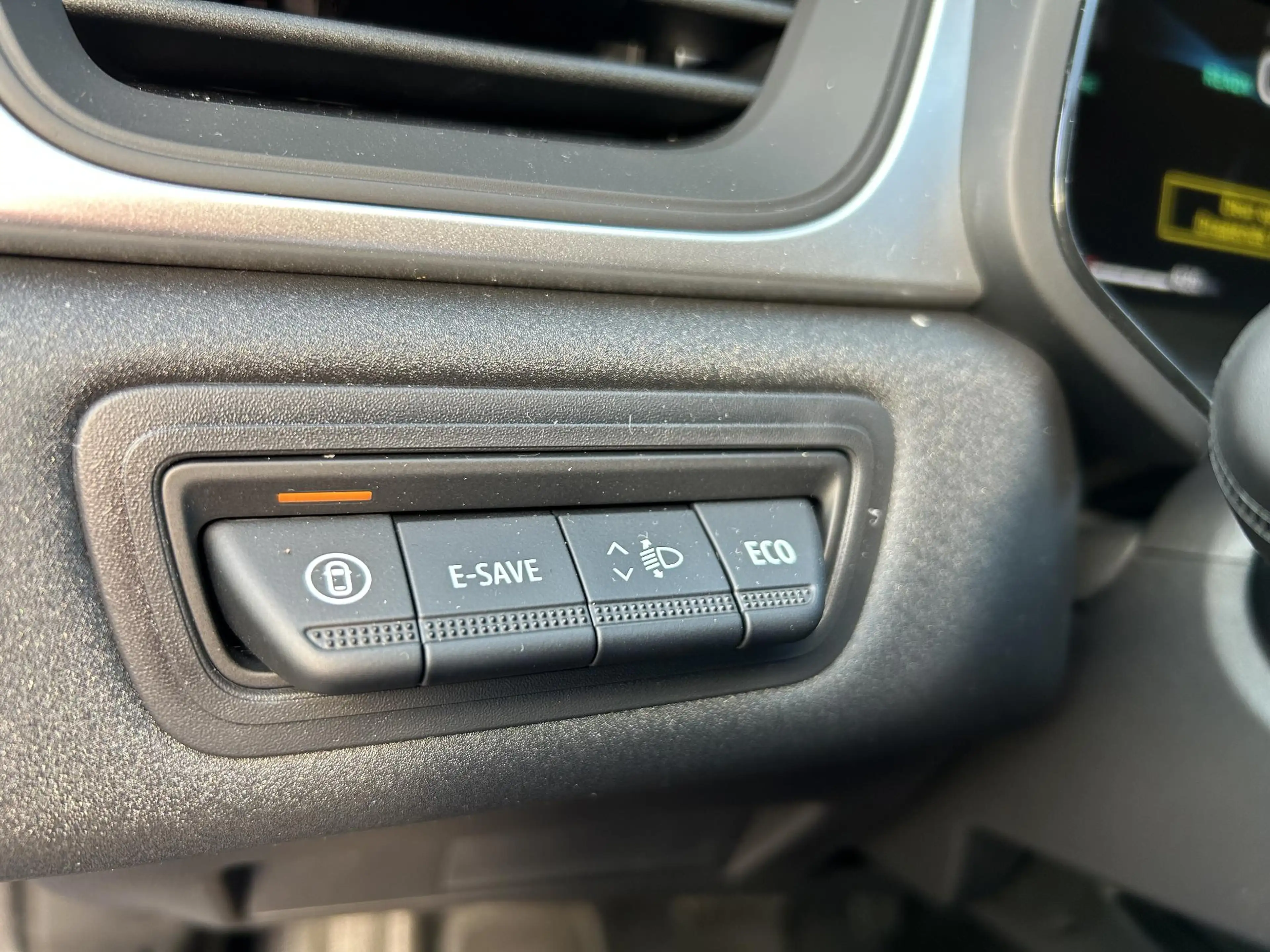 Mitsubishi Grandis 1.8 HEV Intense | Demo | Achteruitrijcamera | Clim — photo 30