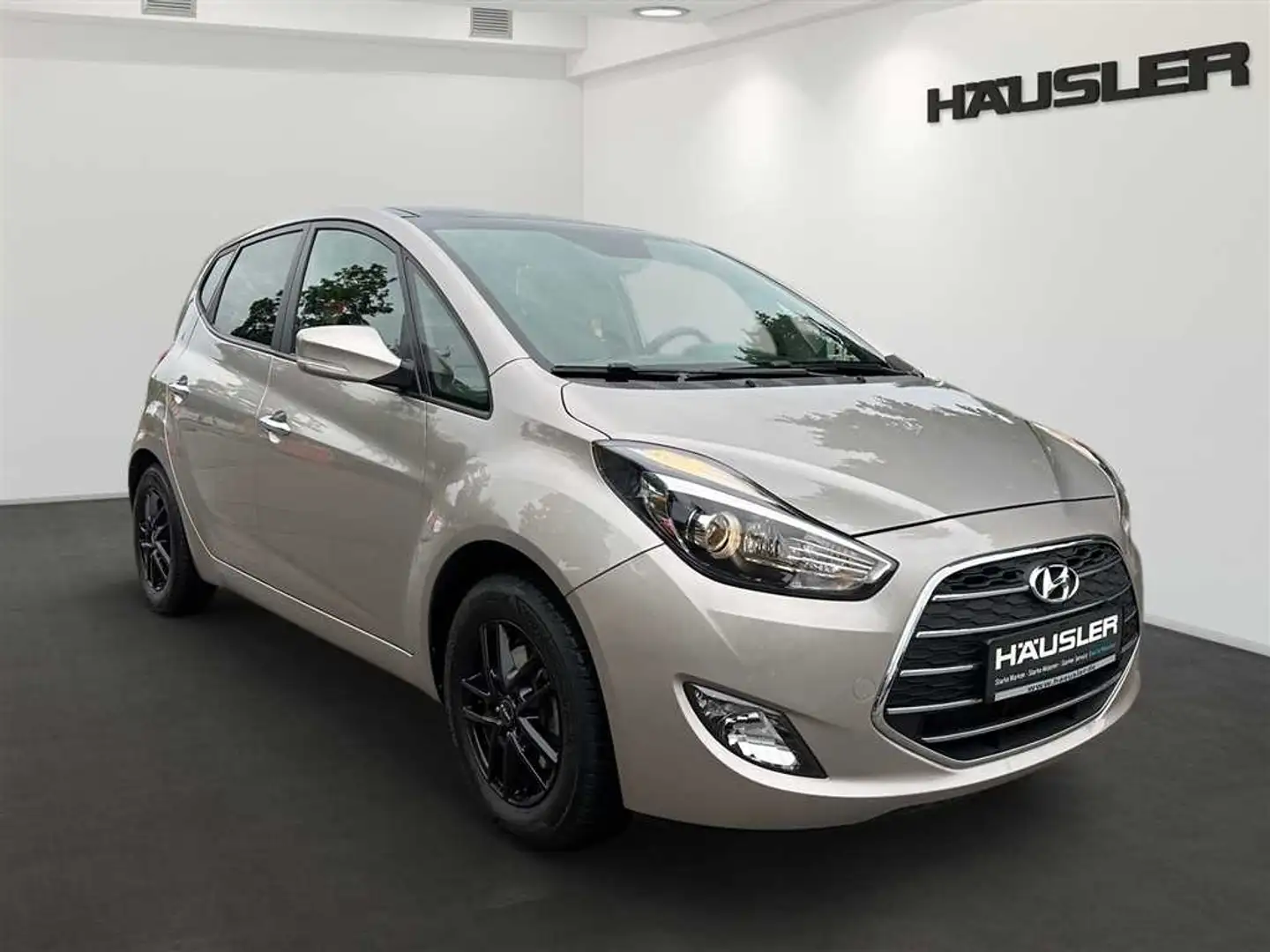 Hyundai iX20 blue Style*PDC*Leder*SHZ*Bluetooth* Silber - 2