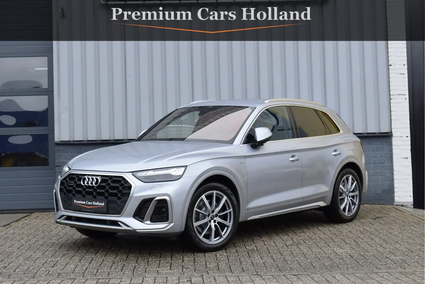 Audi Q5 55 TFSI e S-Line 367 Pk Luchtvering Trekhaak Matri Zilver - 1