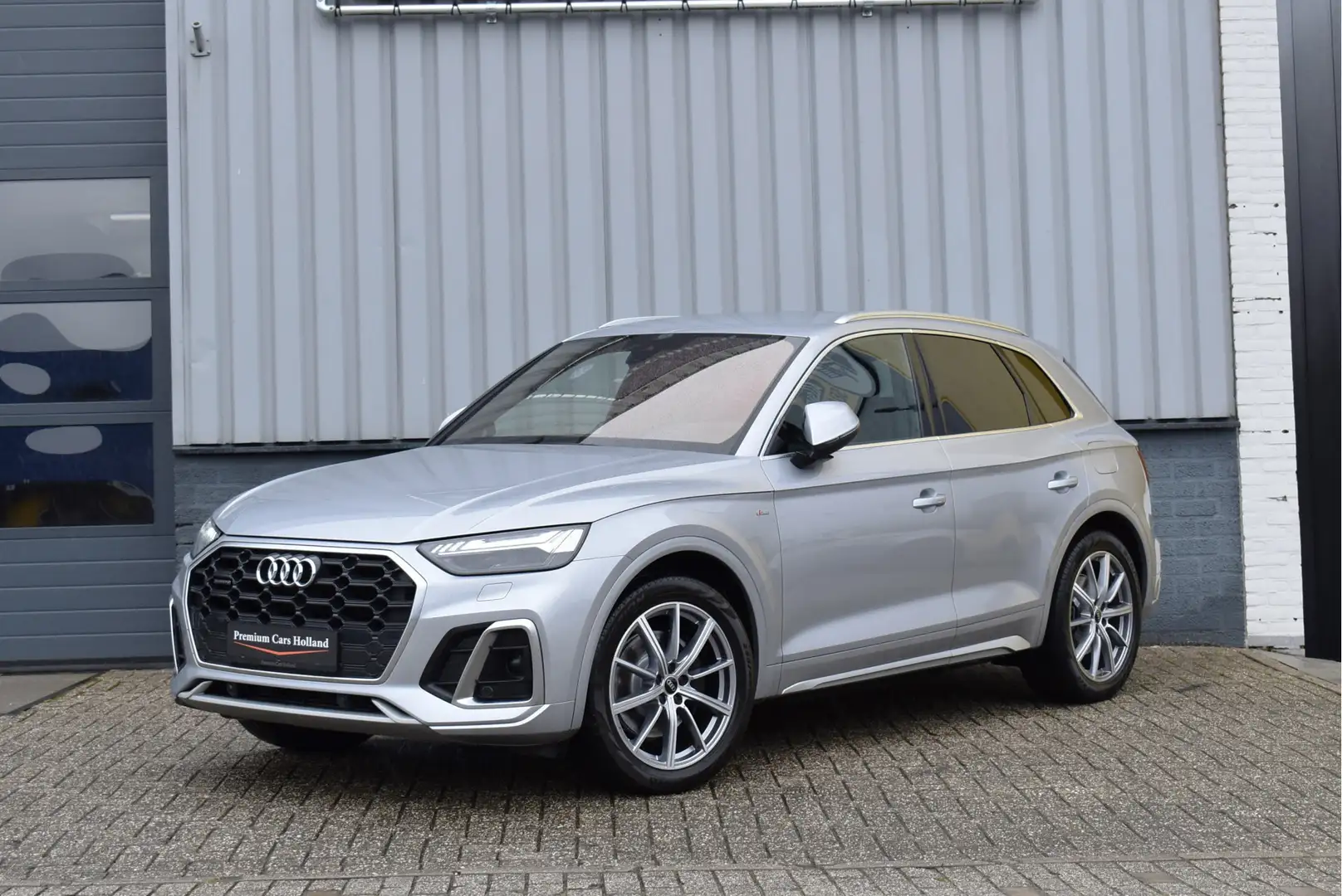 Audi Q5 55 TFSI e S-Line 367 Pk Luchtvering Trekhaak Matri Argent - 2