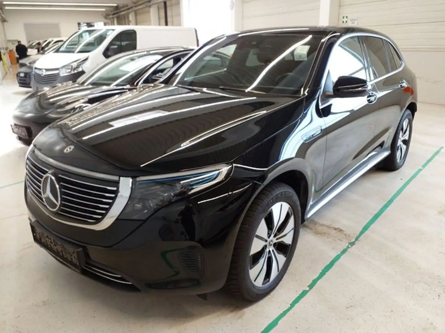 Mercedes-Benz EQC 400 EQC 400 4Matic Schwarz - 1