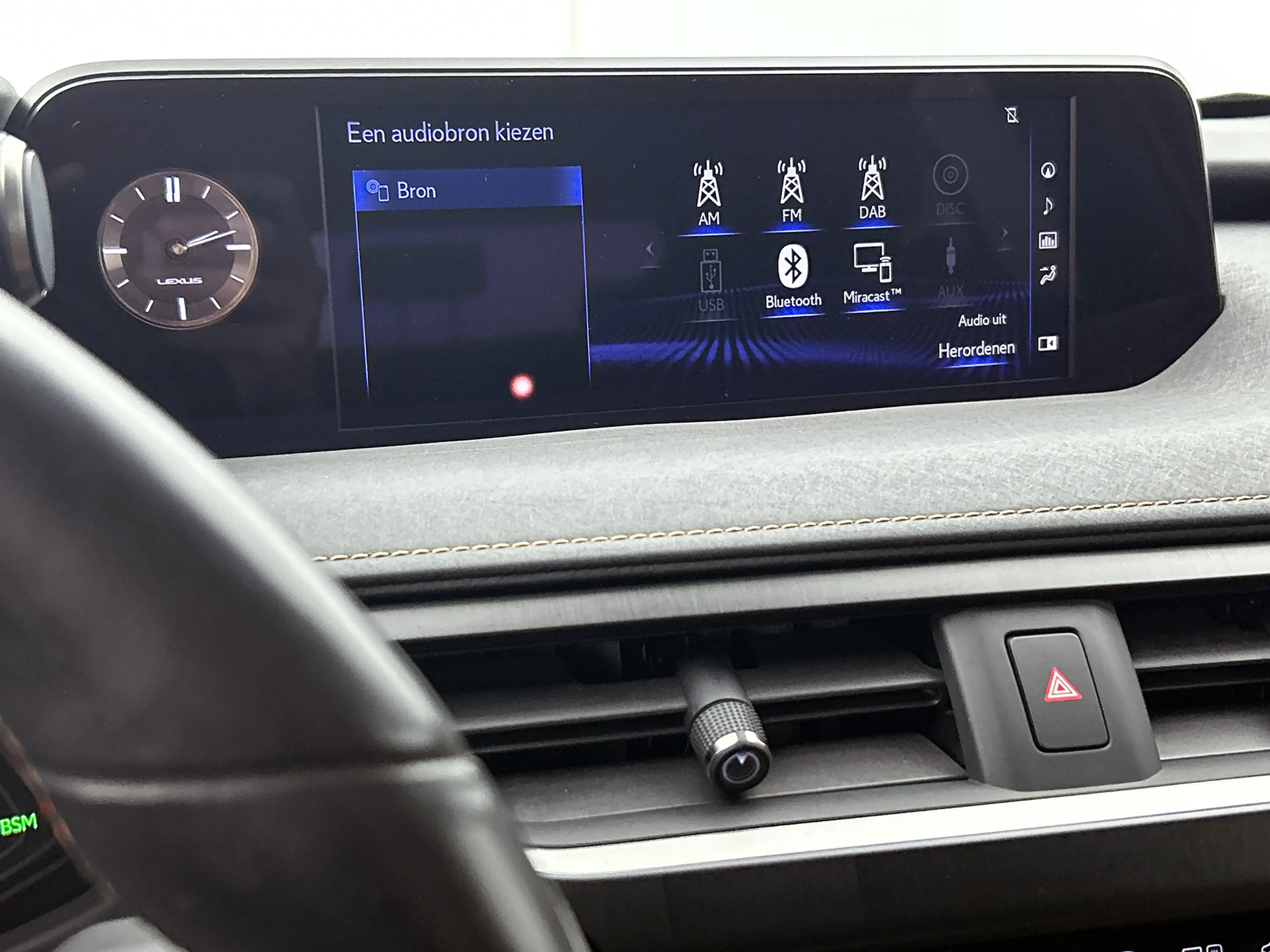 Lexus UX 250h Executive Line + President Pack | Mark Levinson Pr — photo 11