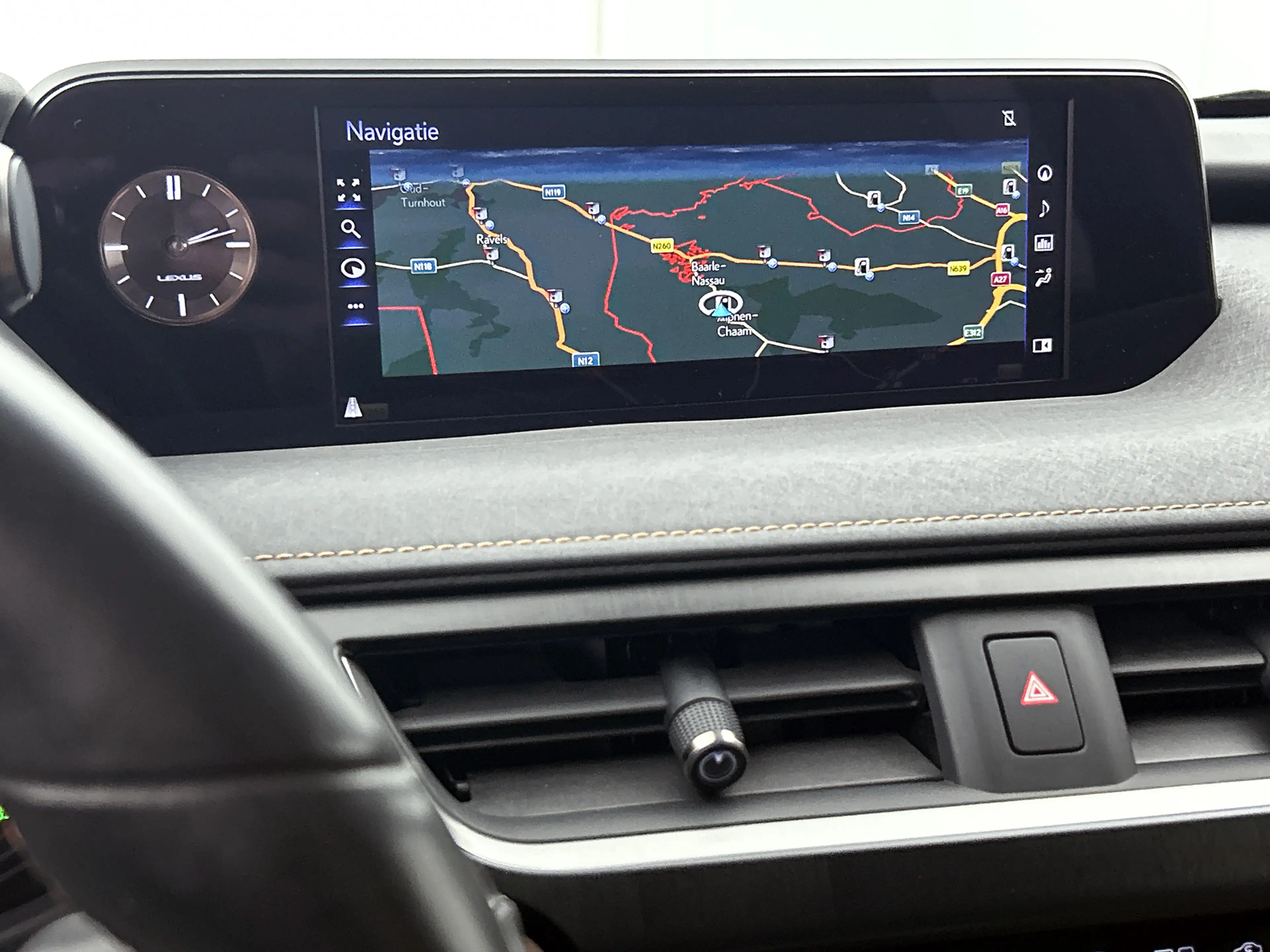 Lexus UX 250h Executive Line + President Pack | Mark Levinson Pr — photo 10