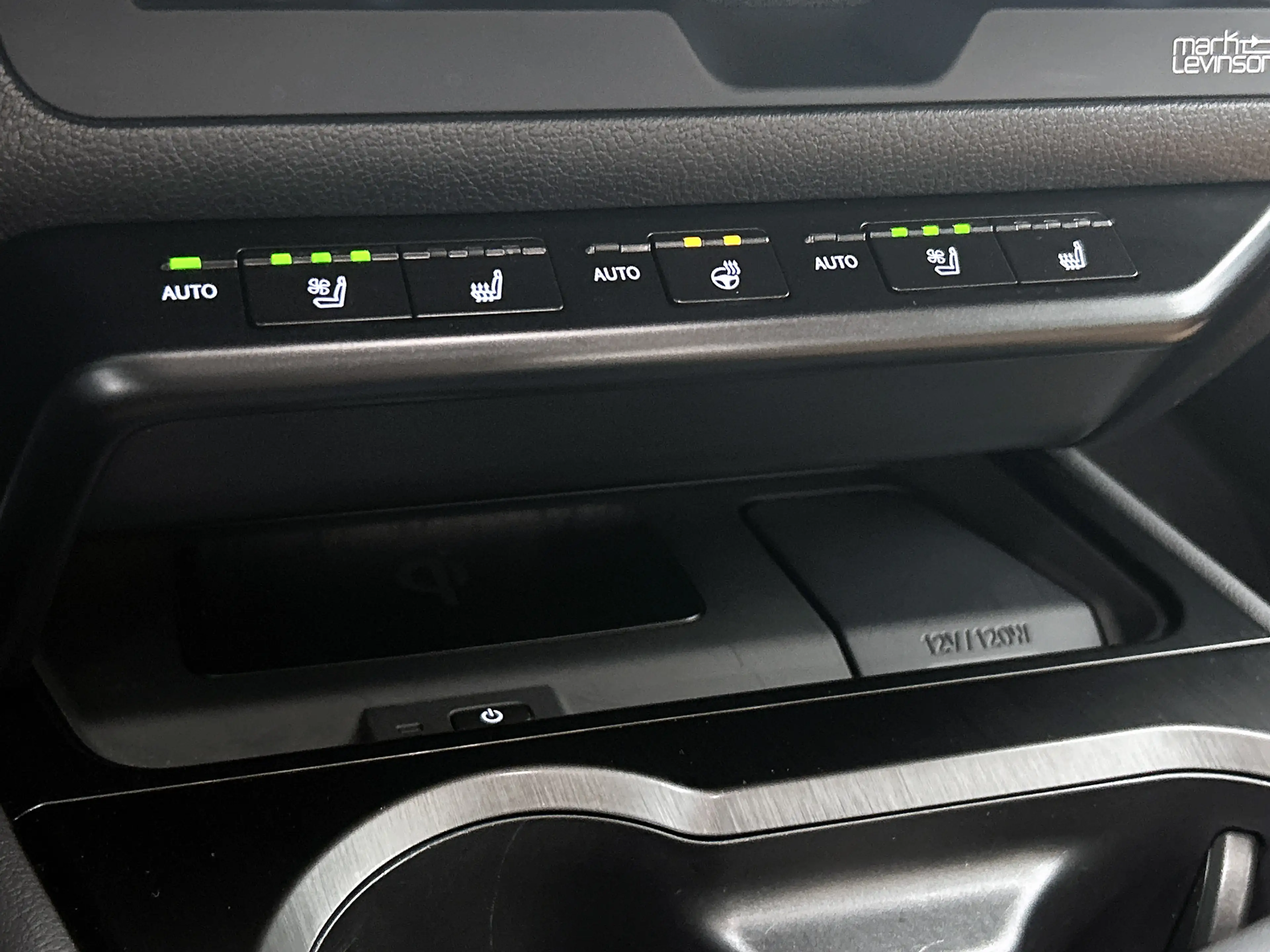 Lexus UX 250h Executive Line + President Pack | Mark Levinson Pr — photo 15
