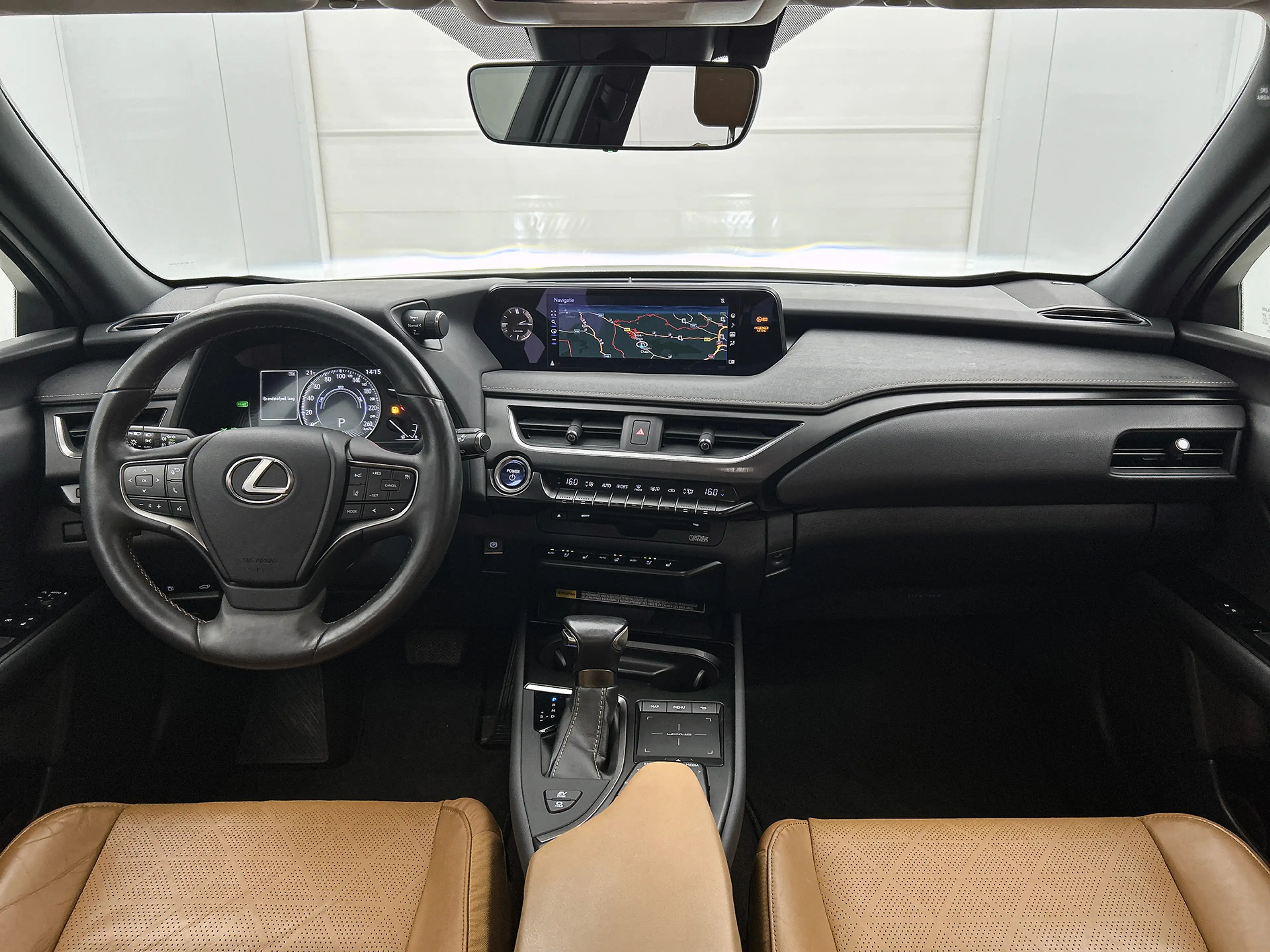 Lexus UX 250h Executive Line + President Pack | Mark Levinson Pr — photo 5