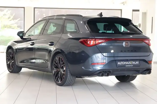 Cupra Leon view 10