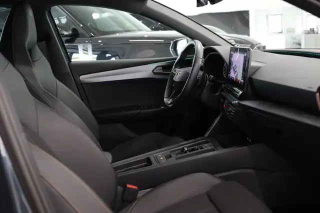Cupra Leon view 11