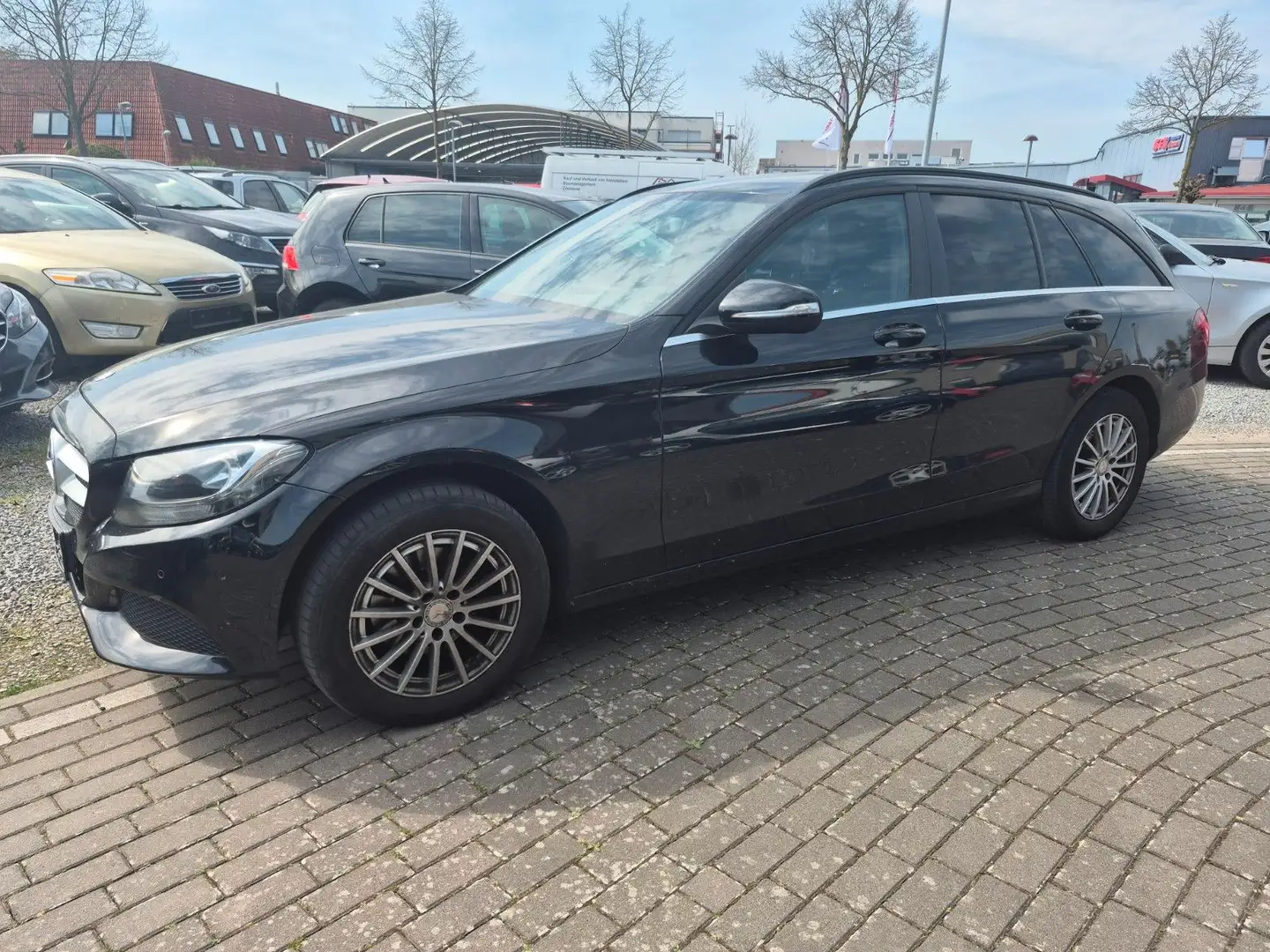 Mercedes-Benz C 200 C -Klasse T-Modell C 200 T BlueTec / d LED Navi Schwarz - 1