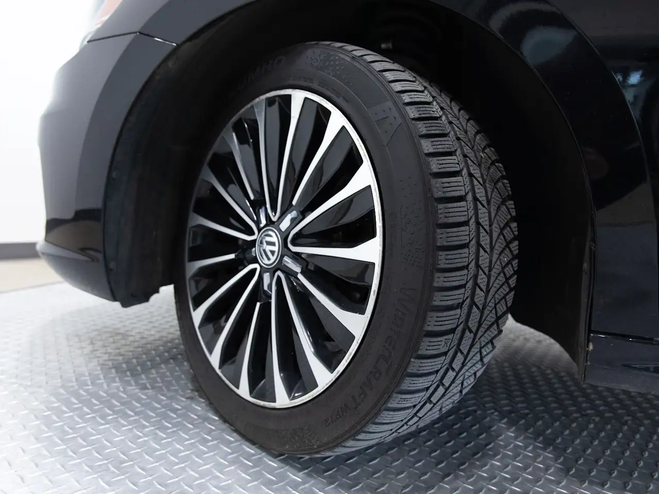 Volkswagen Passat photo Volkswagen Passat