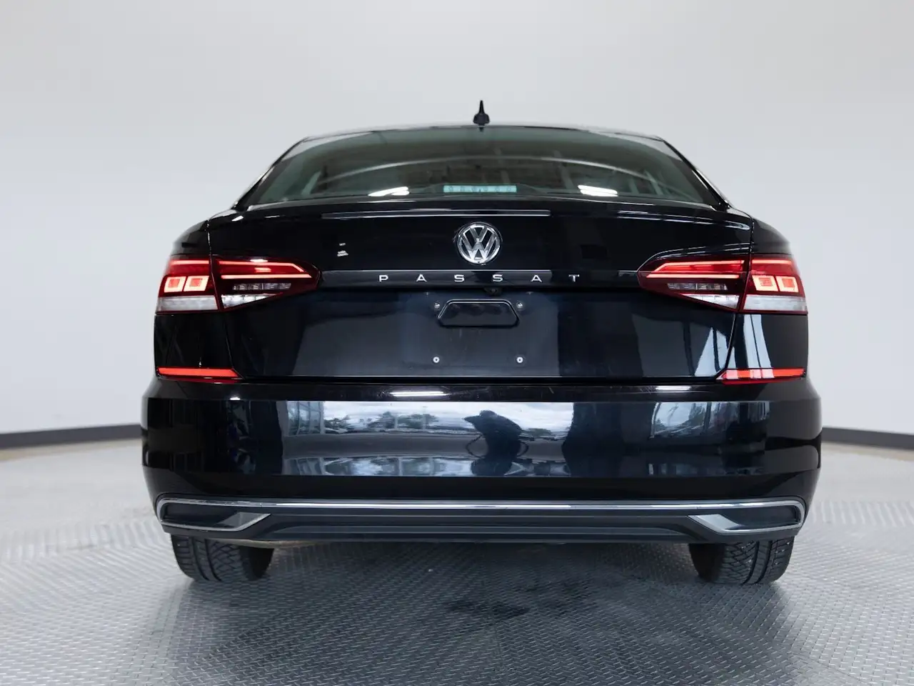 Volkswagen Passat photo Volkswagen Passat