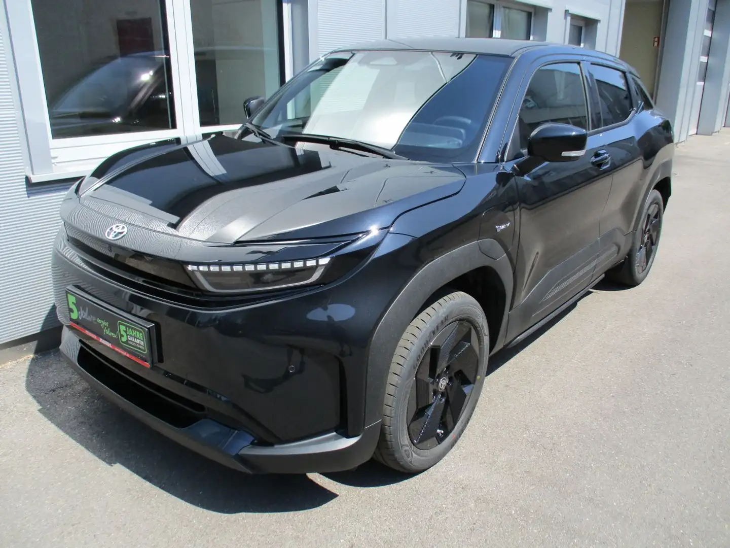 Toyota Urban Cruiser BEV TEAMP. 2WD Schwarz - 2