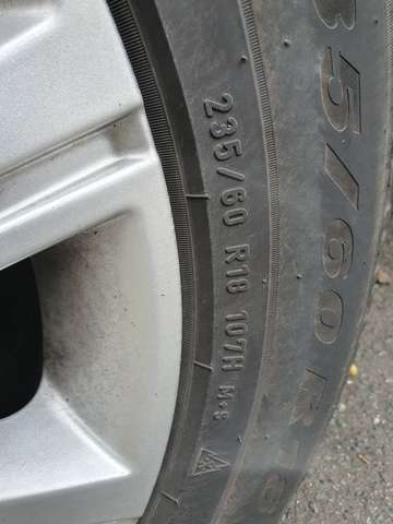 Imagine Jaguar E-Pace R-Dynamic HSE AWD