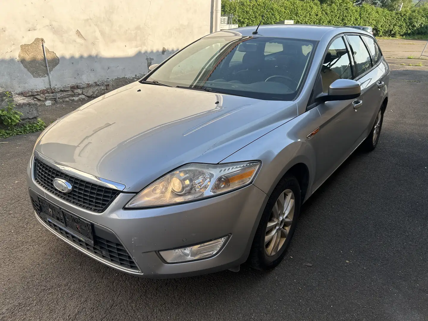 Ford Mondeo Traveller Ghia 2,0 TDCi DPF - 1