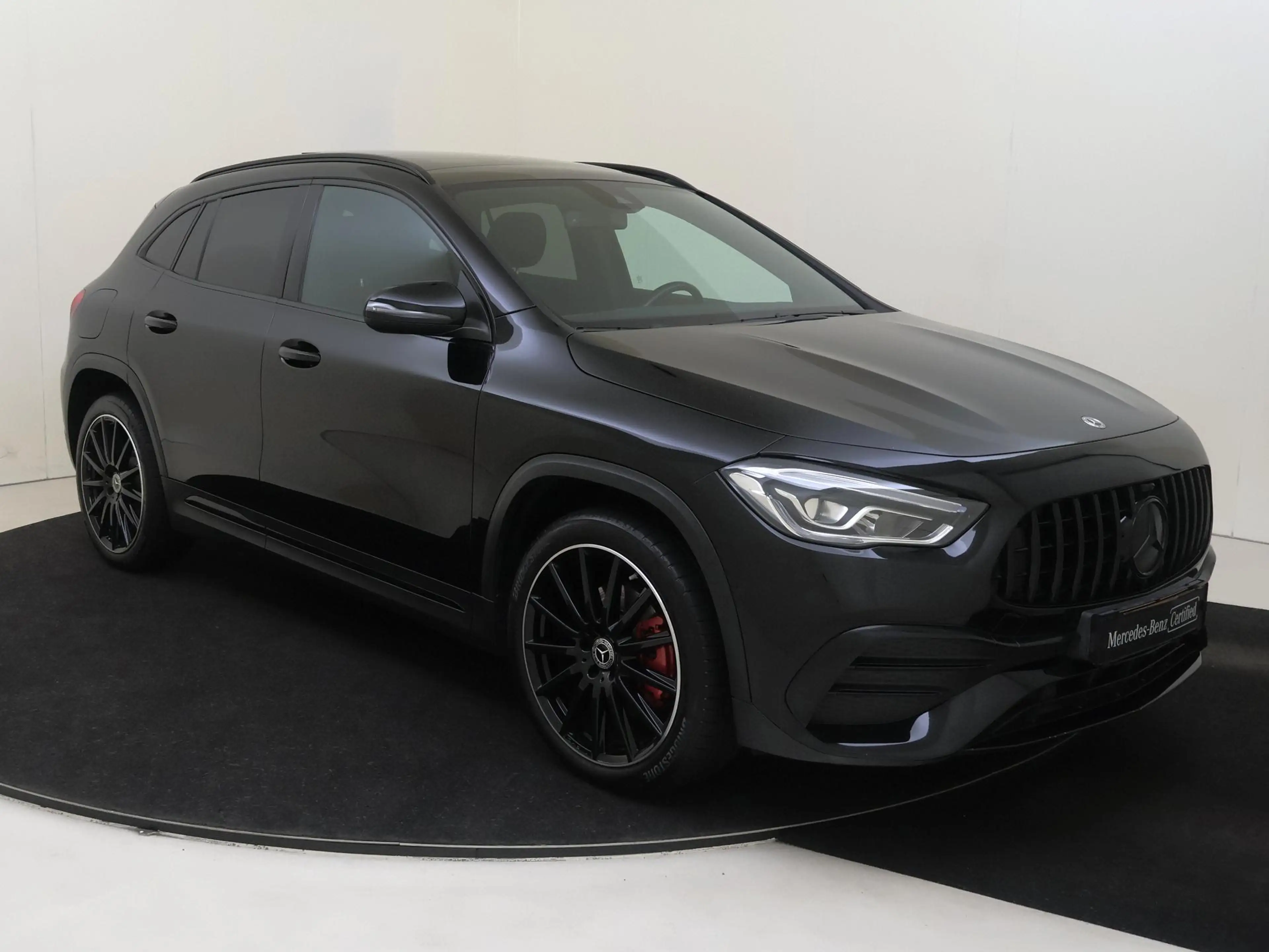 Mercedes-Benz GLA 250 e AMG Line /Panoramadak /20 Inch /Elek. Trekhaak — photo 5