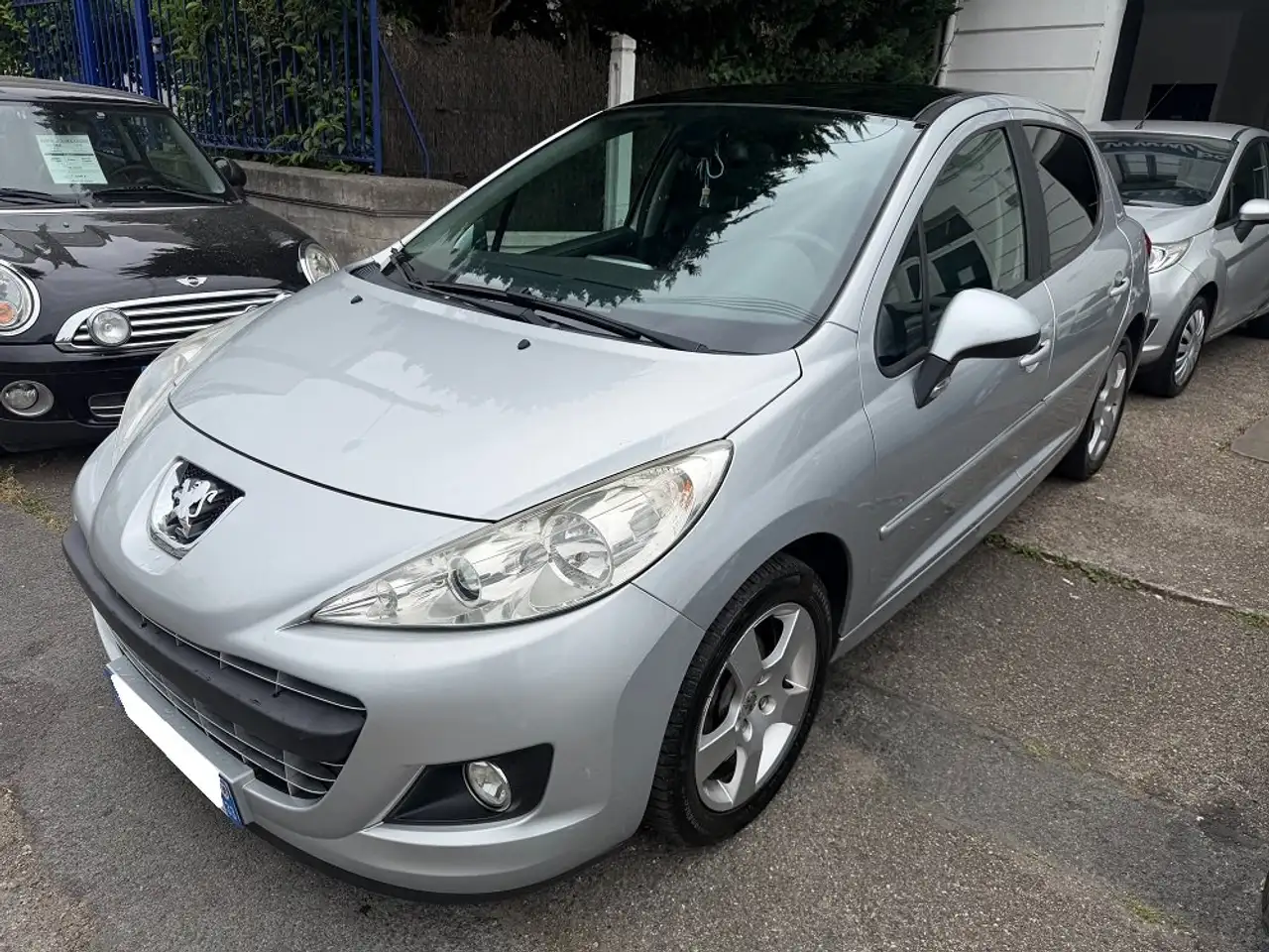 Peugeot 207 1.6 HDi 92ch FAP FÃ©line