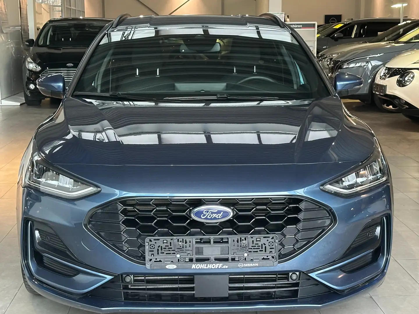 Ford Focus Turnier ST-Line X Automatik 155PS Winter CarPlay Blau - 2