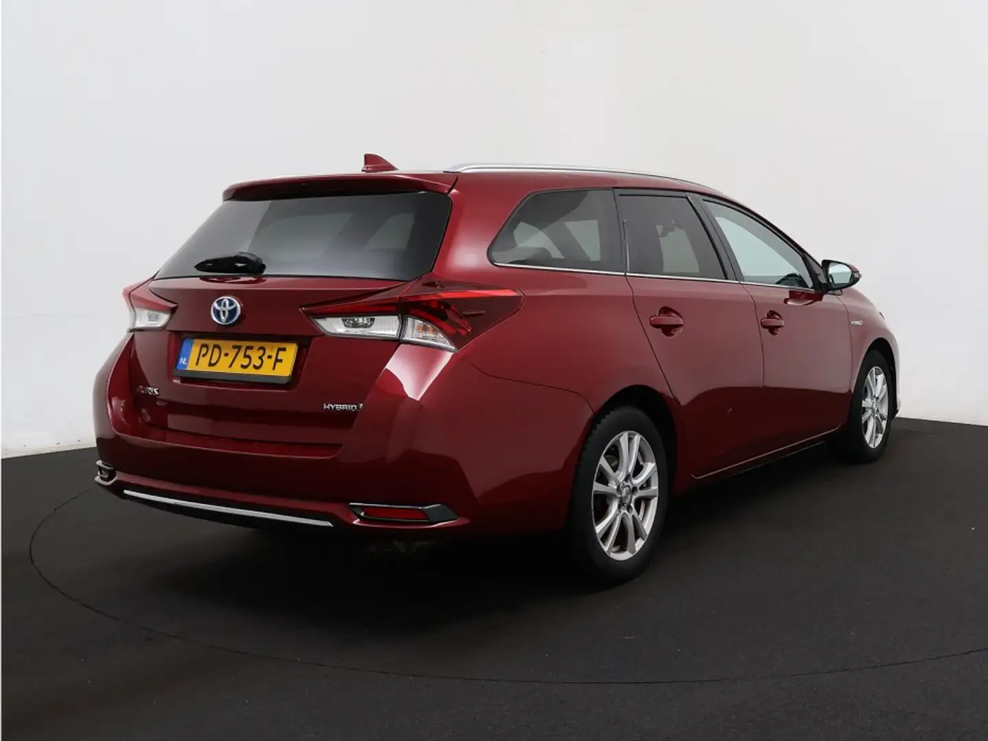 Toyota Auris Touring Sports 1.8 Hybrid Dynamic Go 06-2017 122.0 Rot - 2